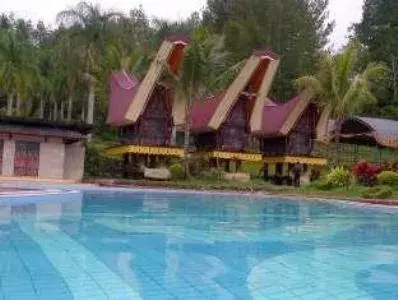 Swimming pool in Hotel Sahid Toraja Swimming pool in Hotel Sahid Toraja