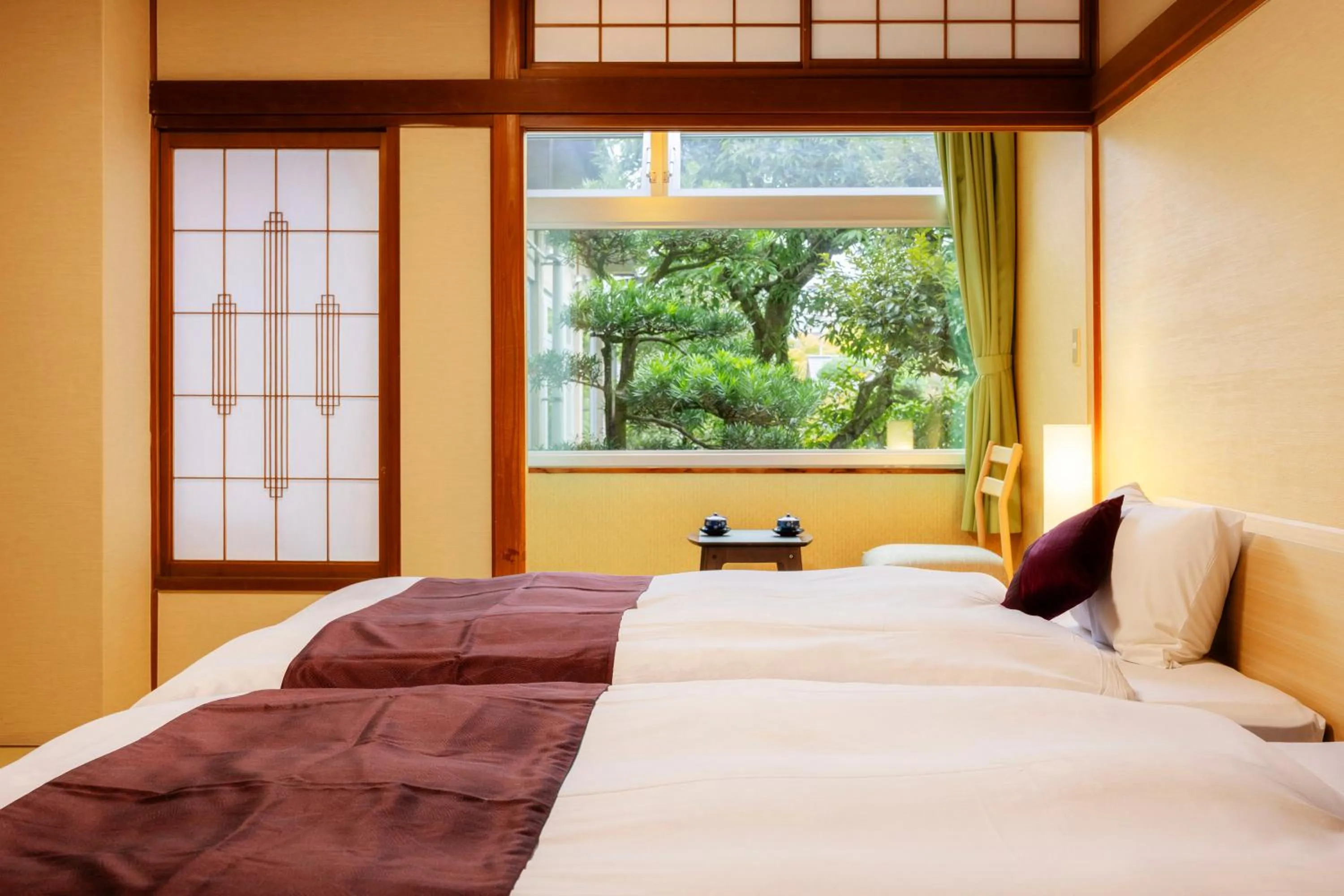 Photo of the whole room, Bed in Ryokan Marumo