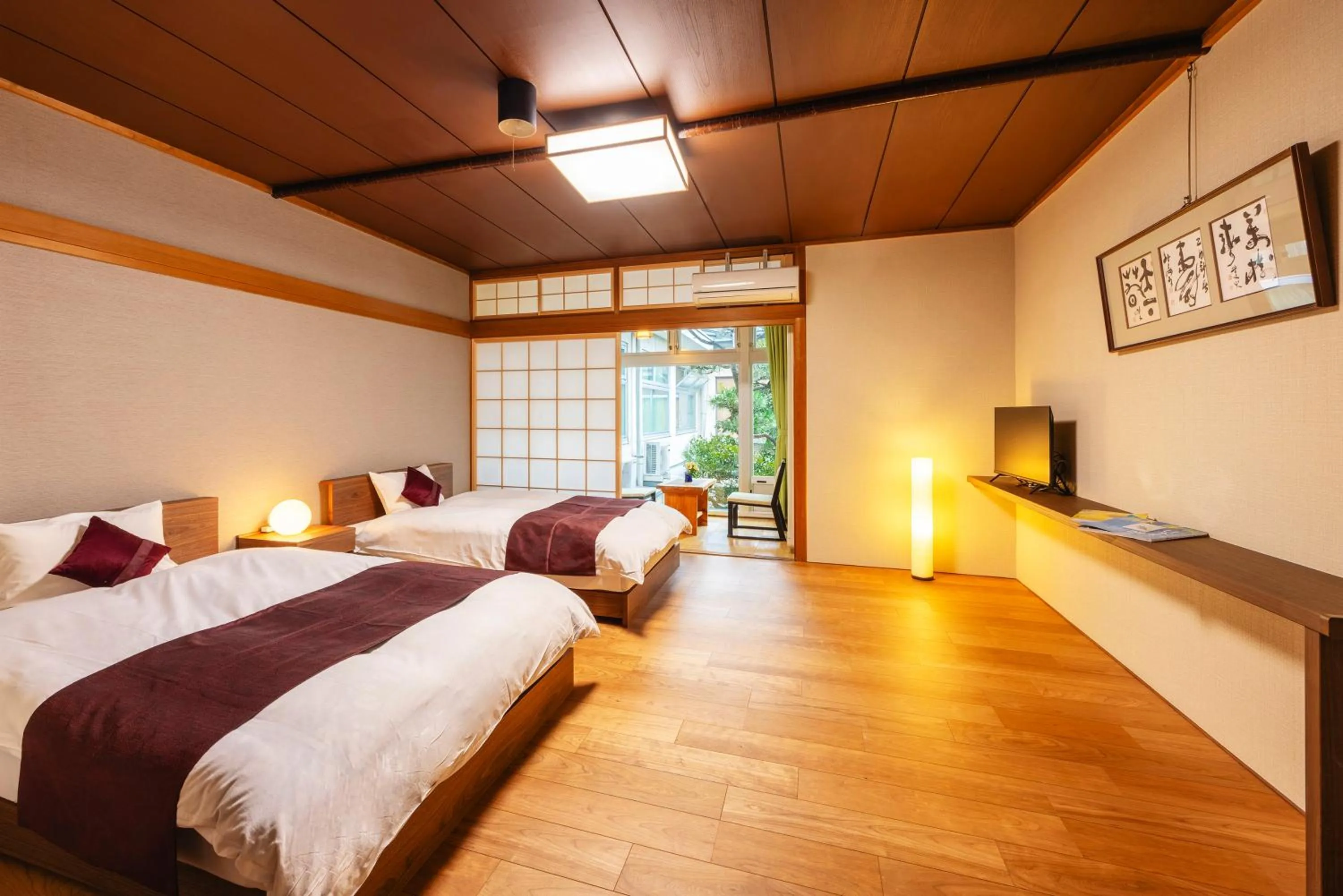 Photo of the whole room, Bed in Ryokan Marumo