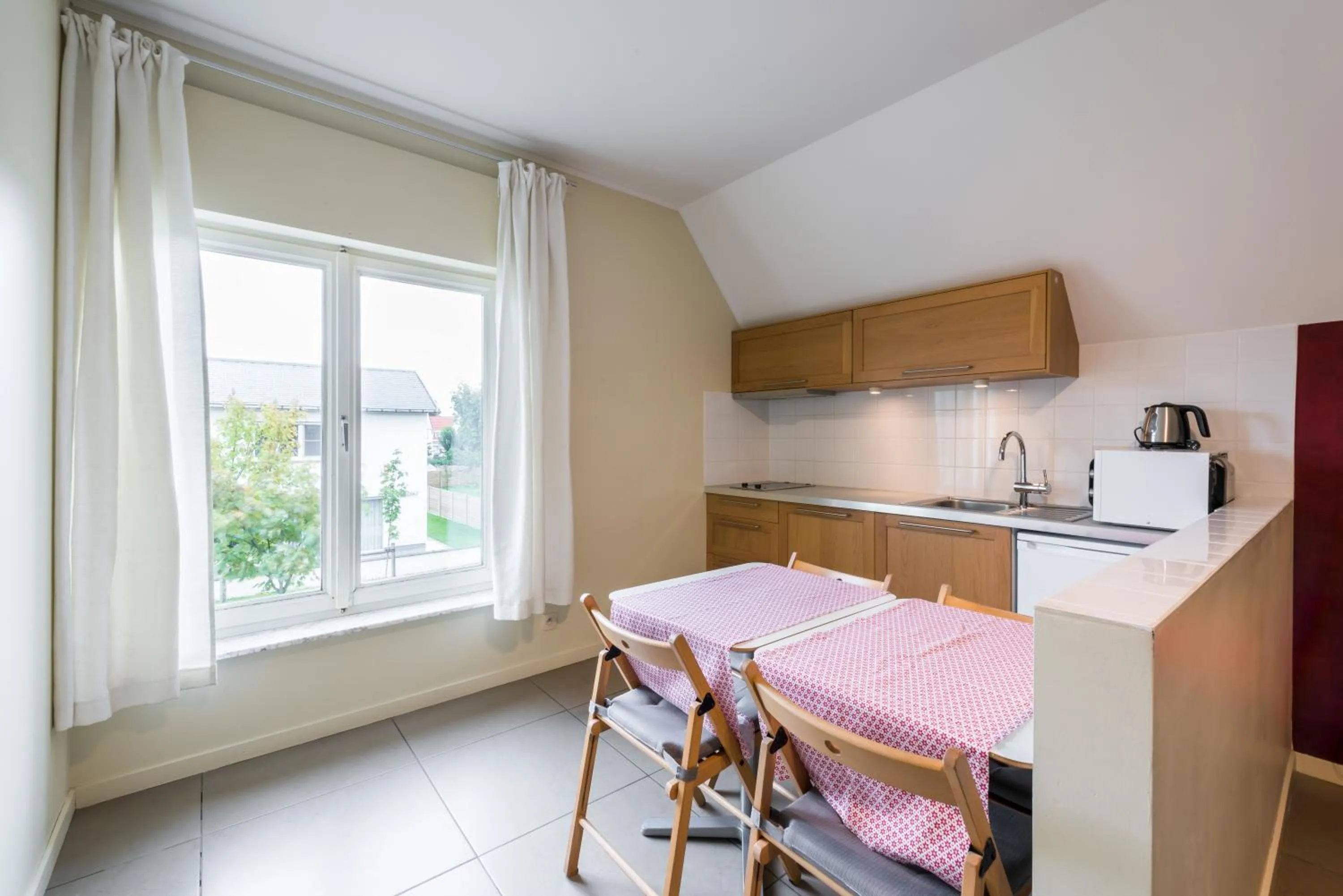 Kitchen or kitchenette in B&B visavis