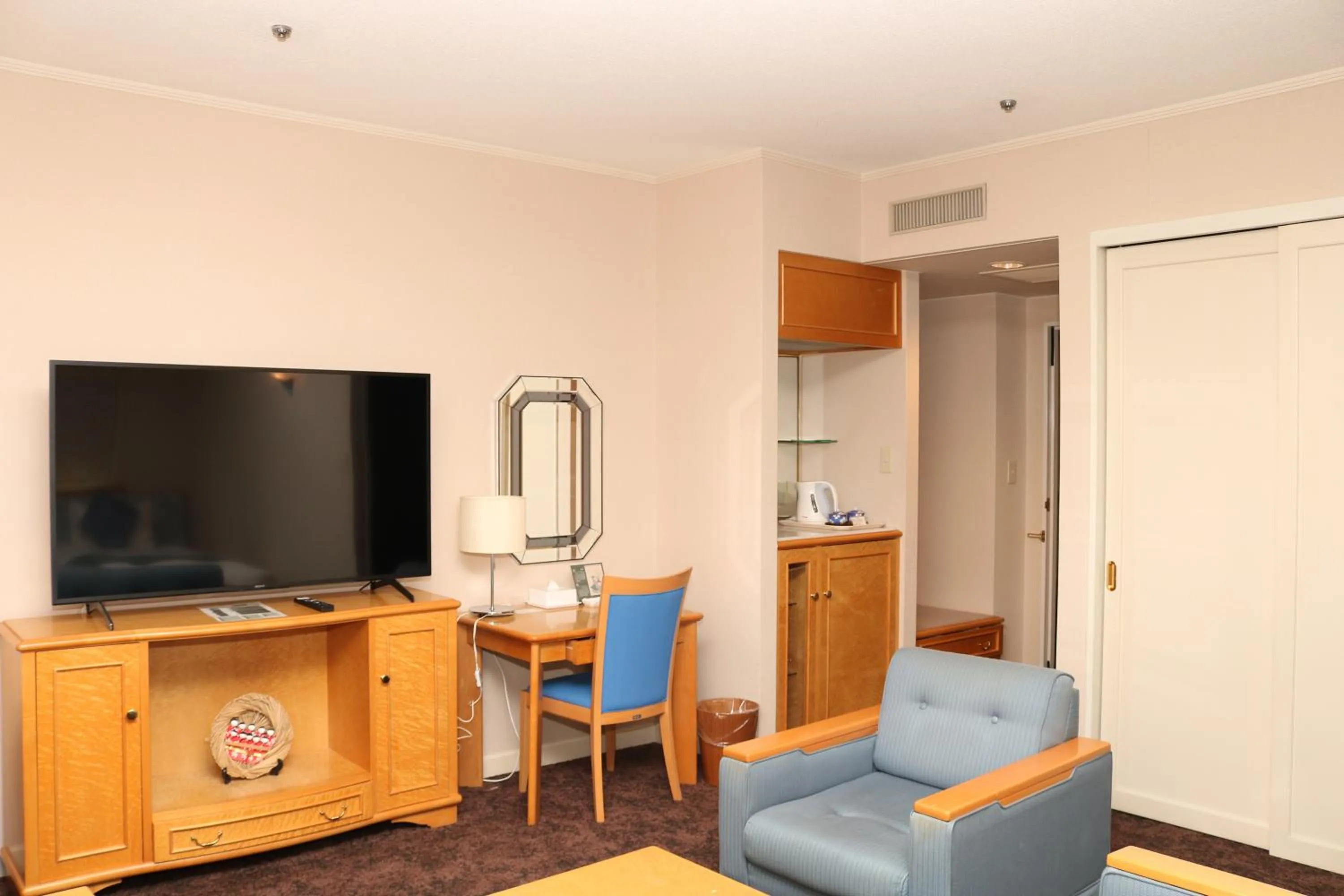 Photo of the whole room in Hotel New Otani Tottori