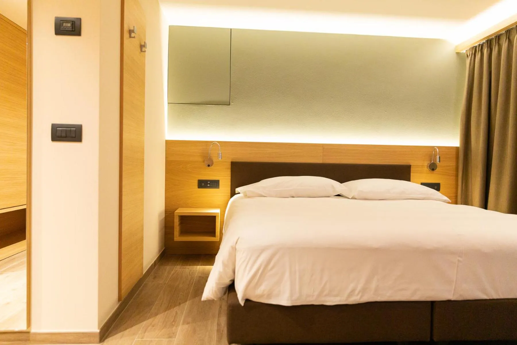 Bedroom, Bed in Hotel Centro's