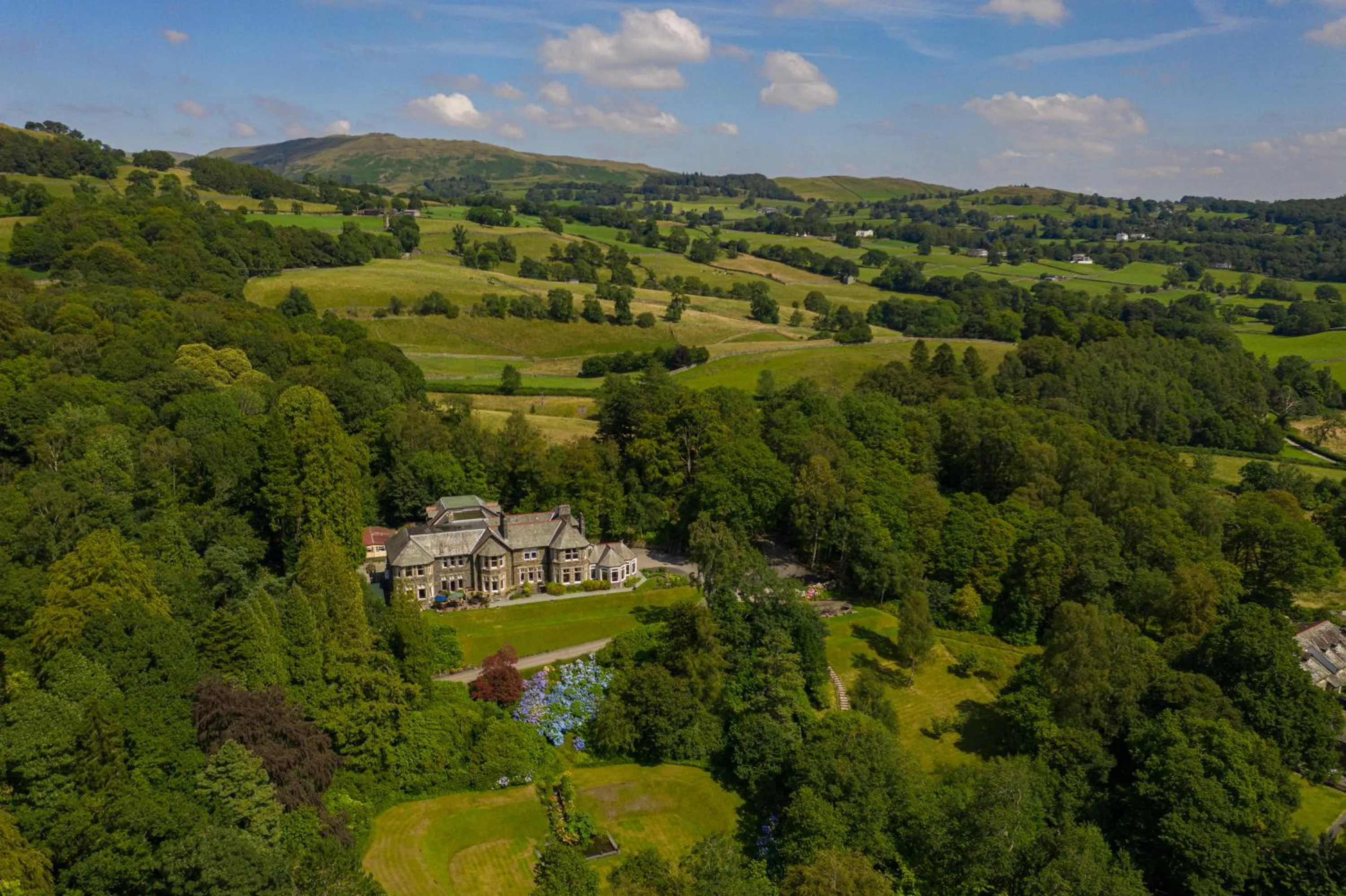 Property building in Merewood Country House Hotel