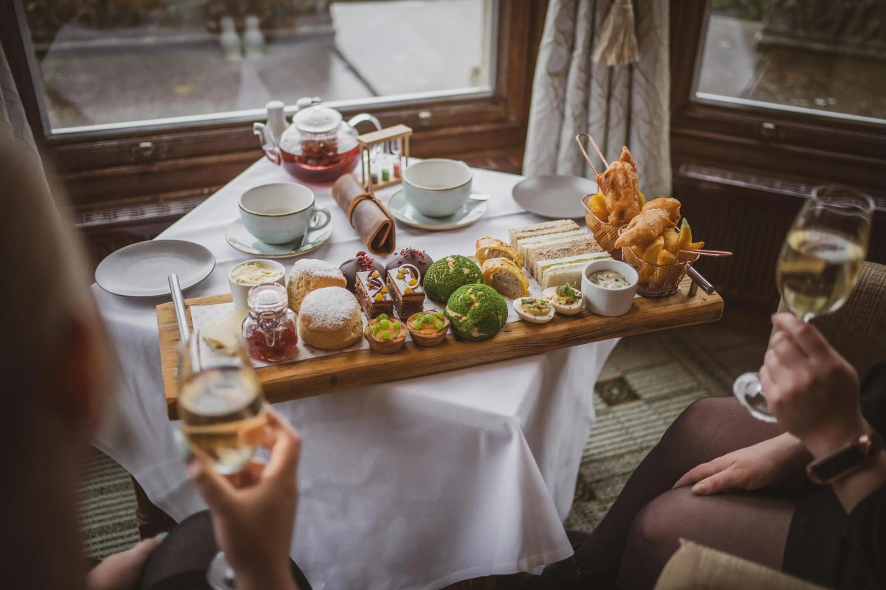 Restaurant/places to eat in Merewood Country House Hotel