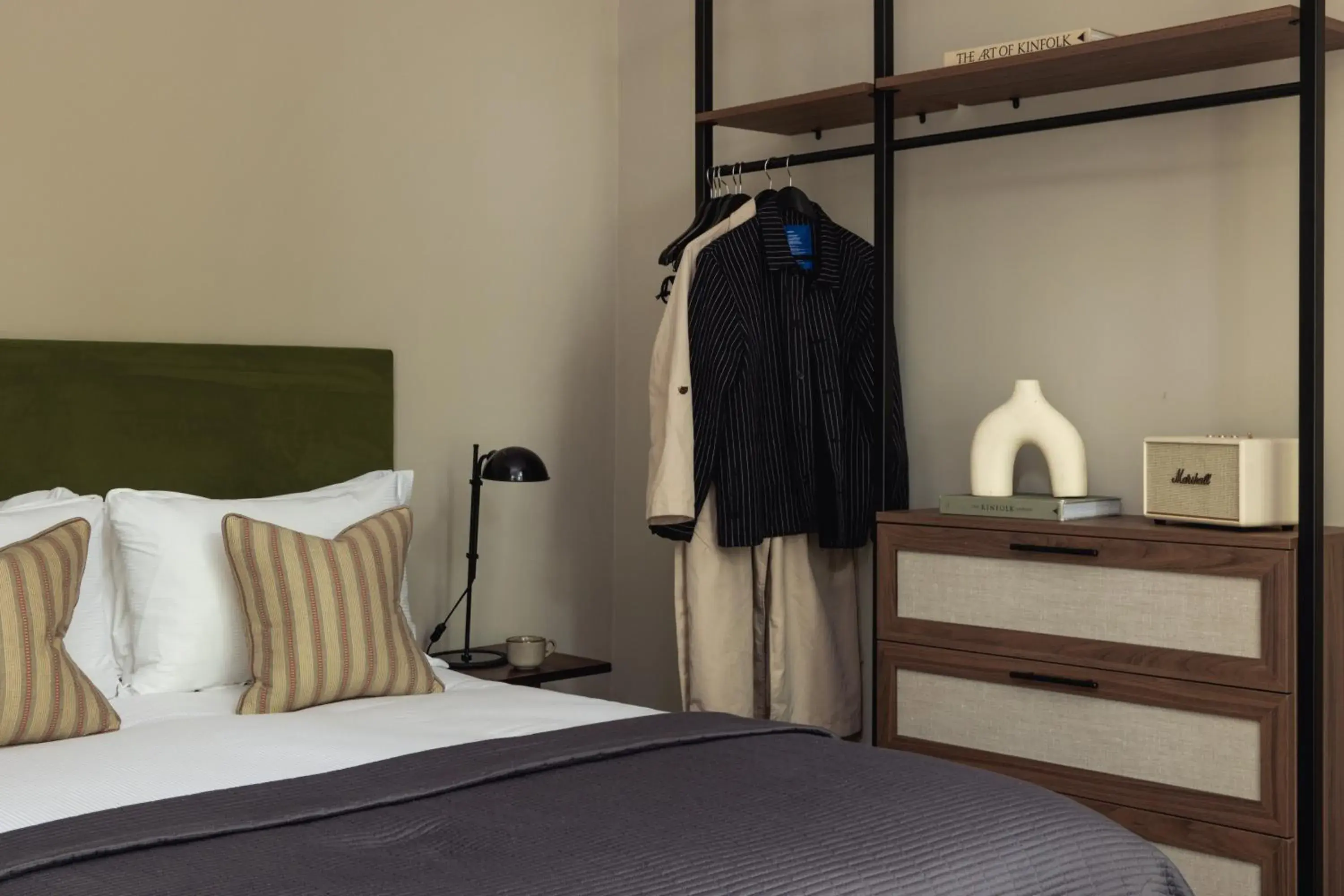 Bed in Native Hyde Park Bed in Native Hyde Park