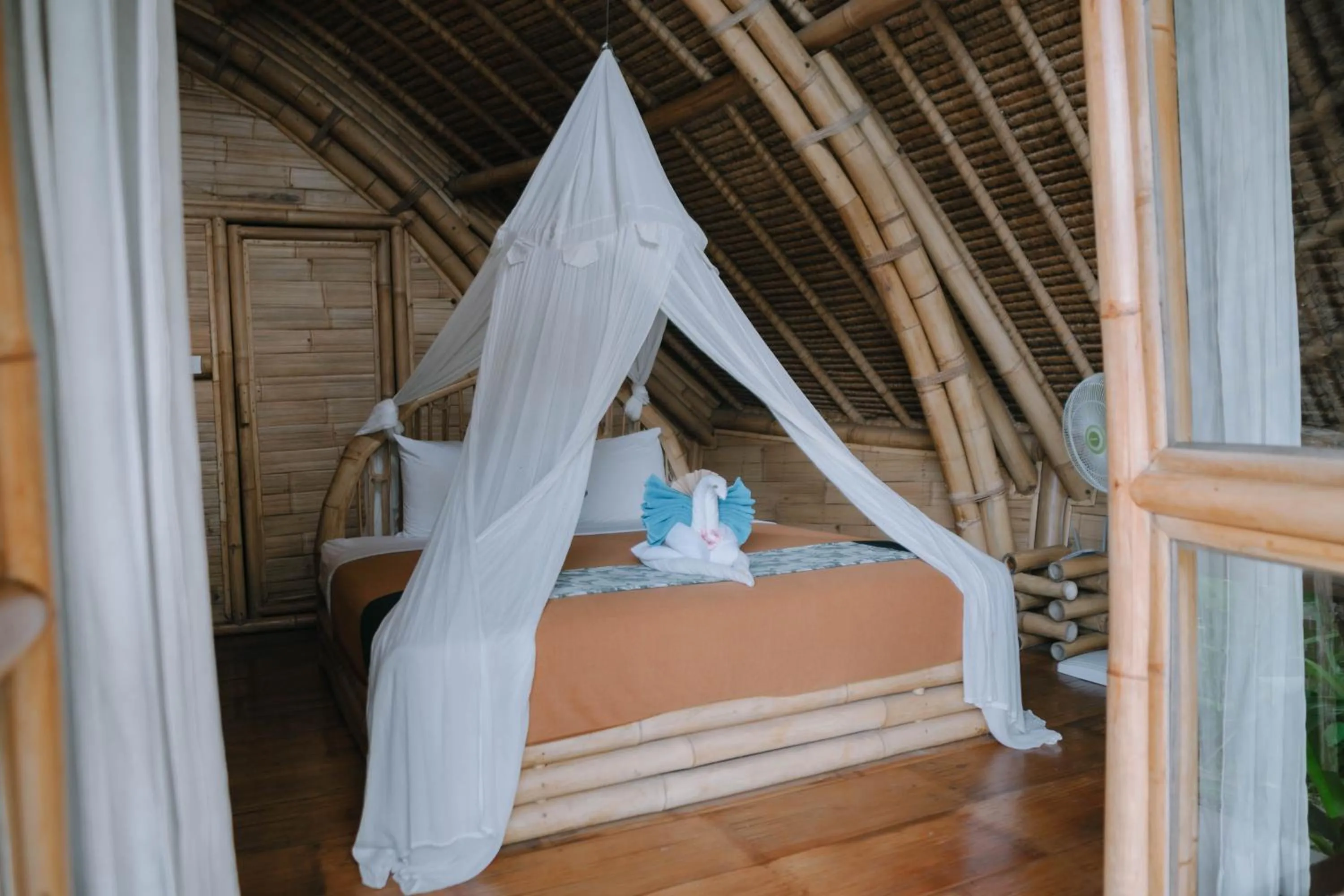 Bed in Sun Sang Eco Retreats