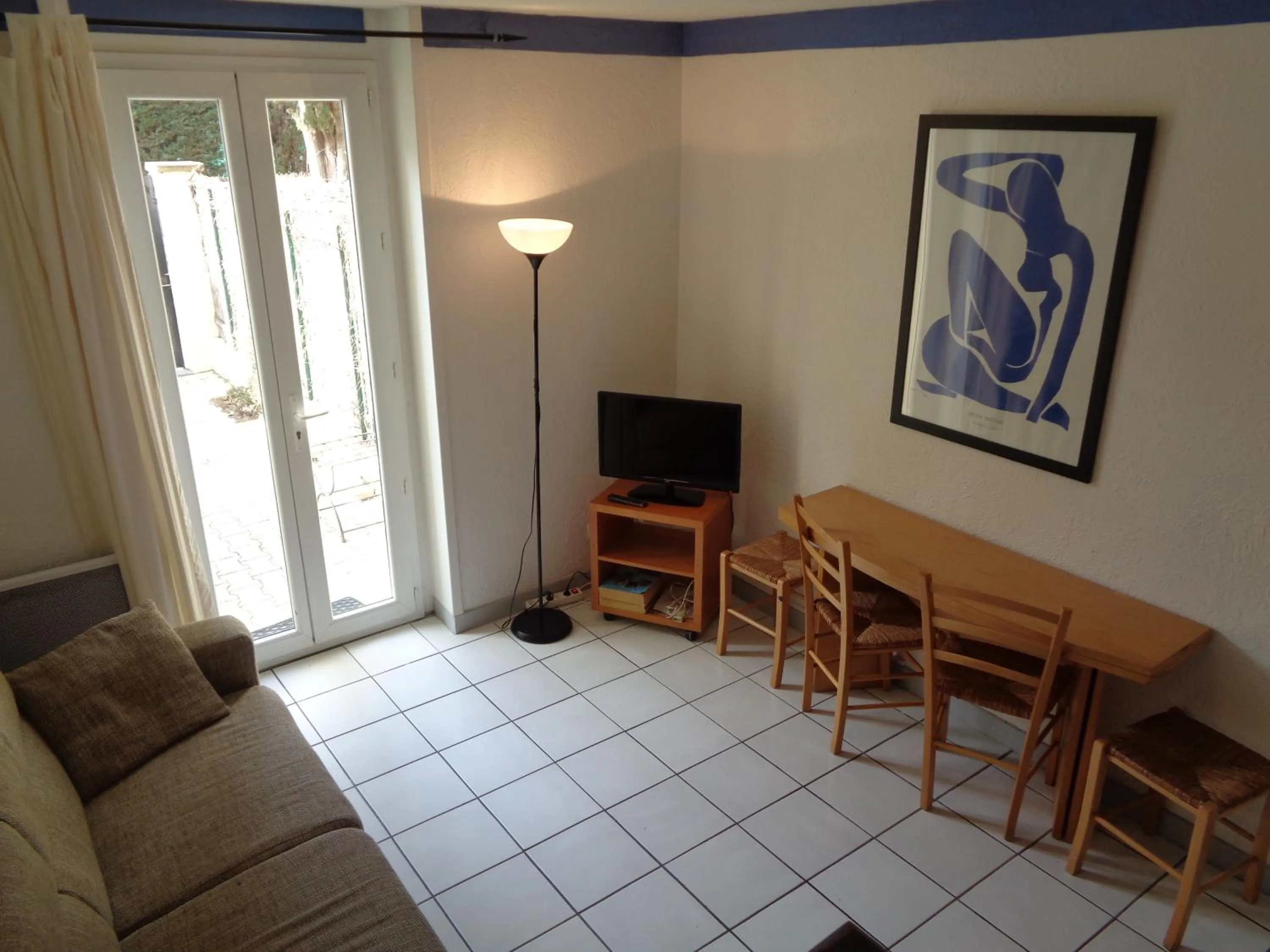 TV and multimedia in Croisette-Oasis