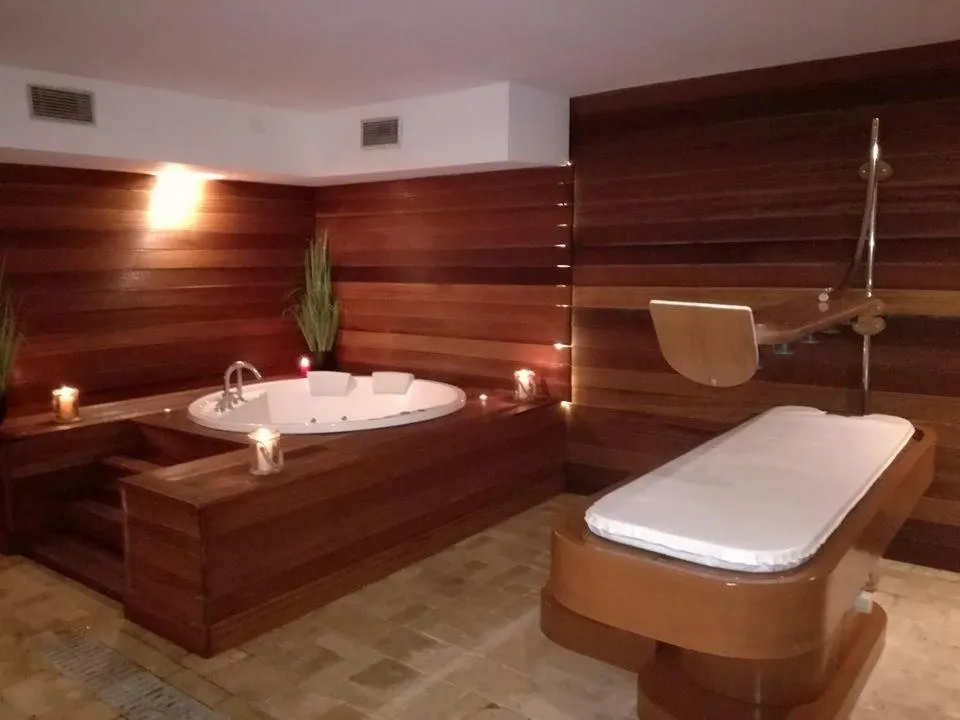 Open Air Bath in Royal Tulip Taj Sultan