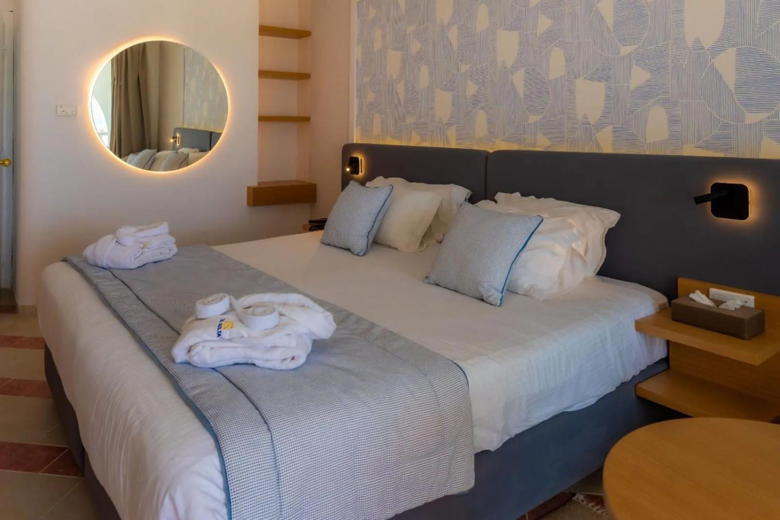 Bed in Royal Tulip Taj Sultan