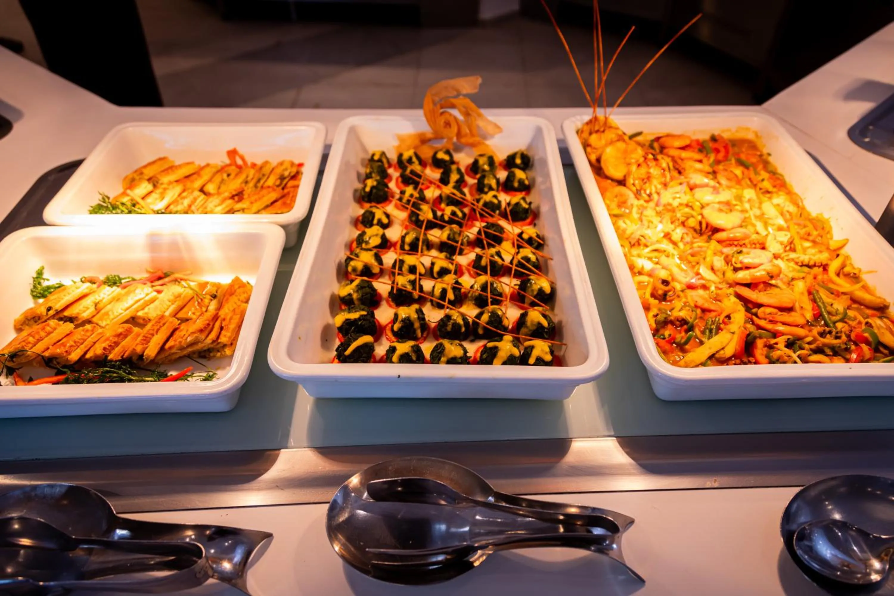 Royal Tulip Taj Sultan