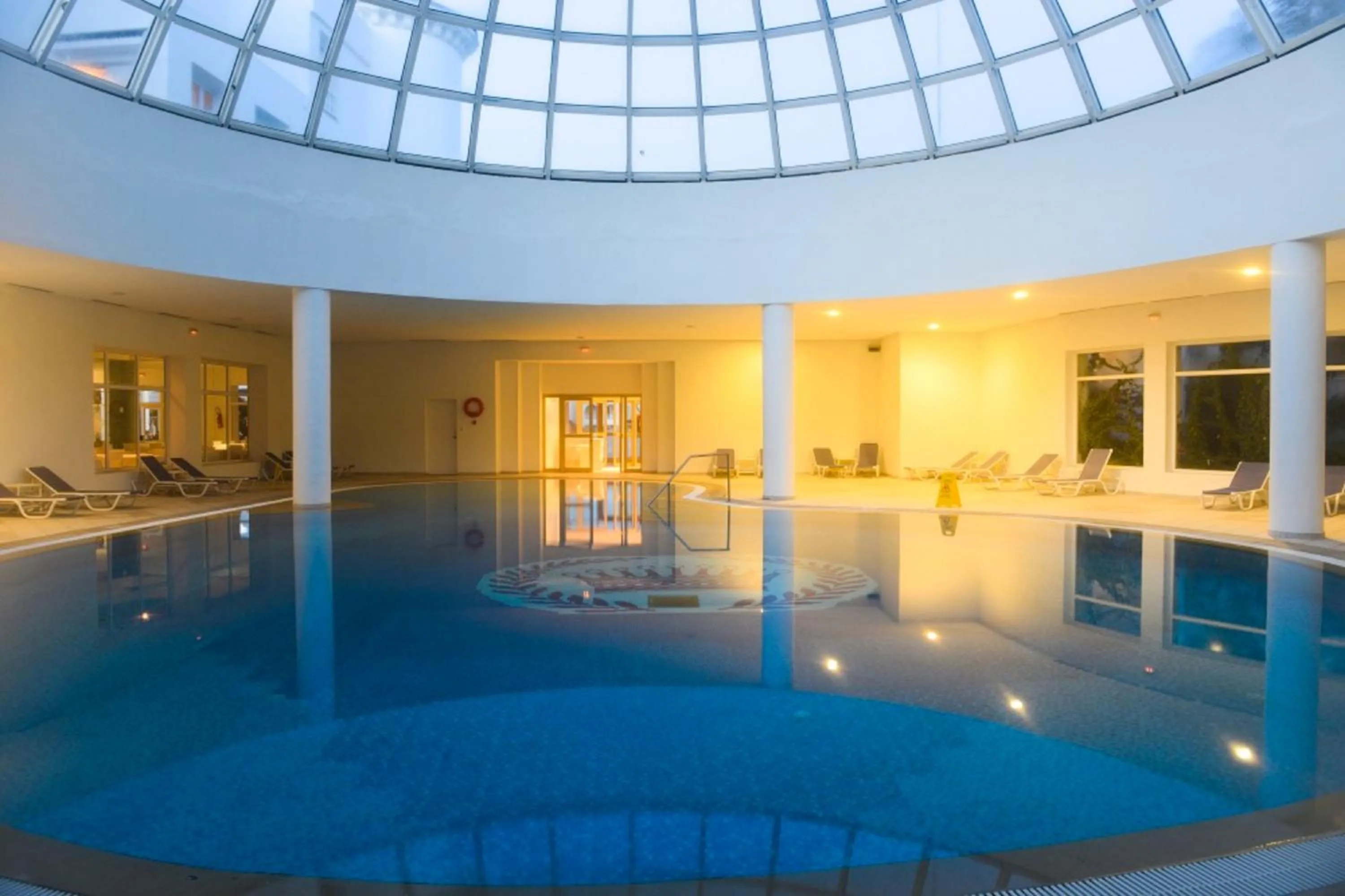 Swimming pool in Royal Tulip Taj Sultan