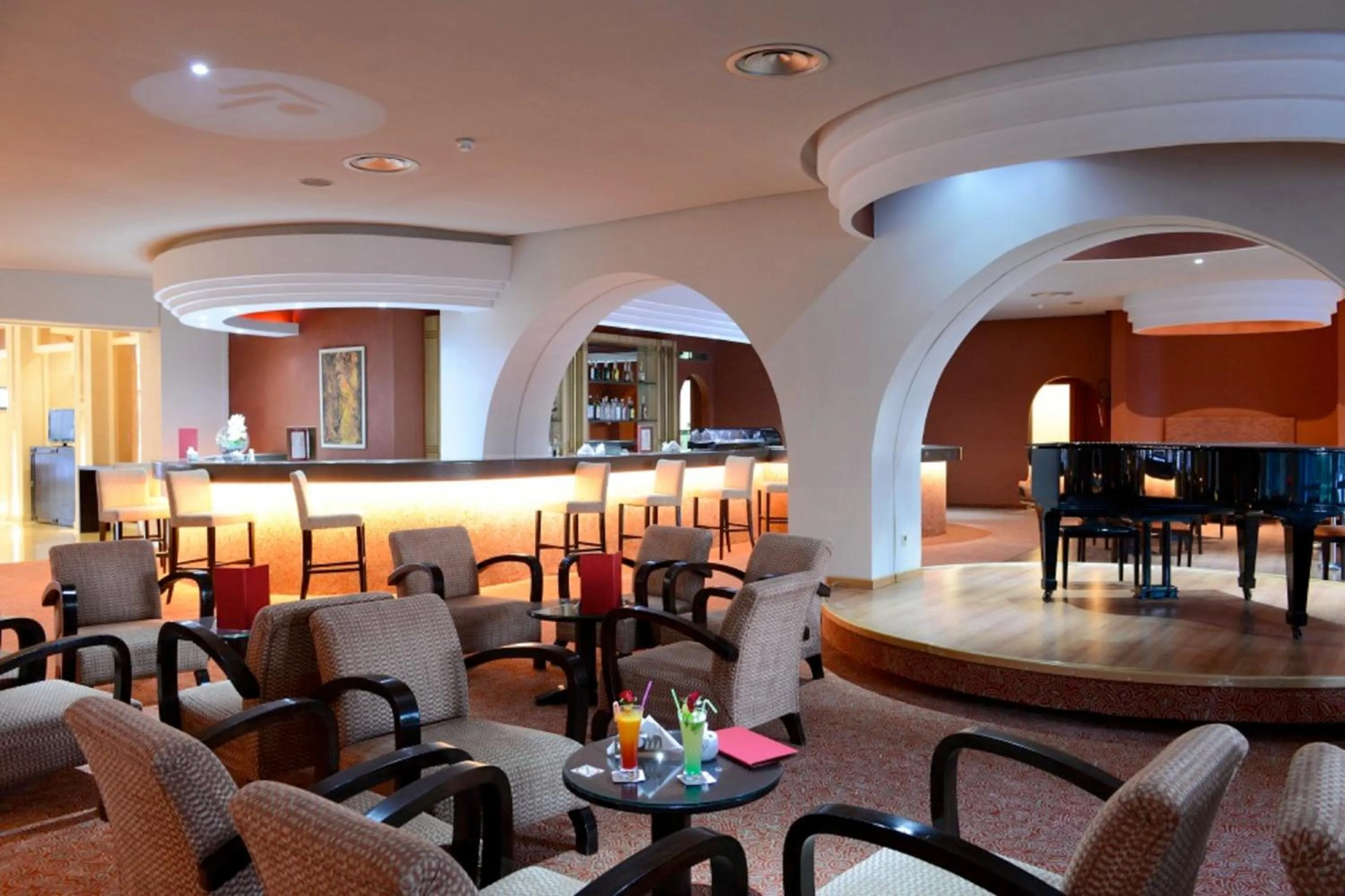 Restaurant/places to eat in Royal Tulip Taj Sultan