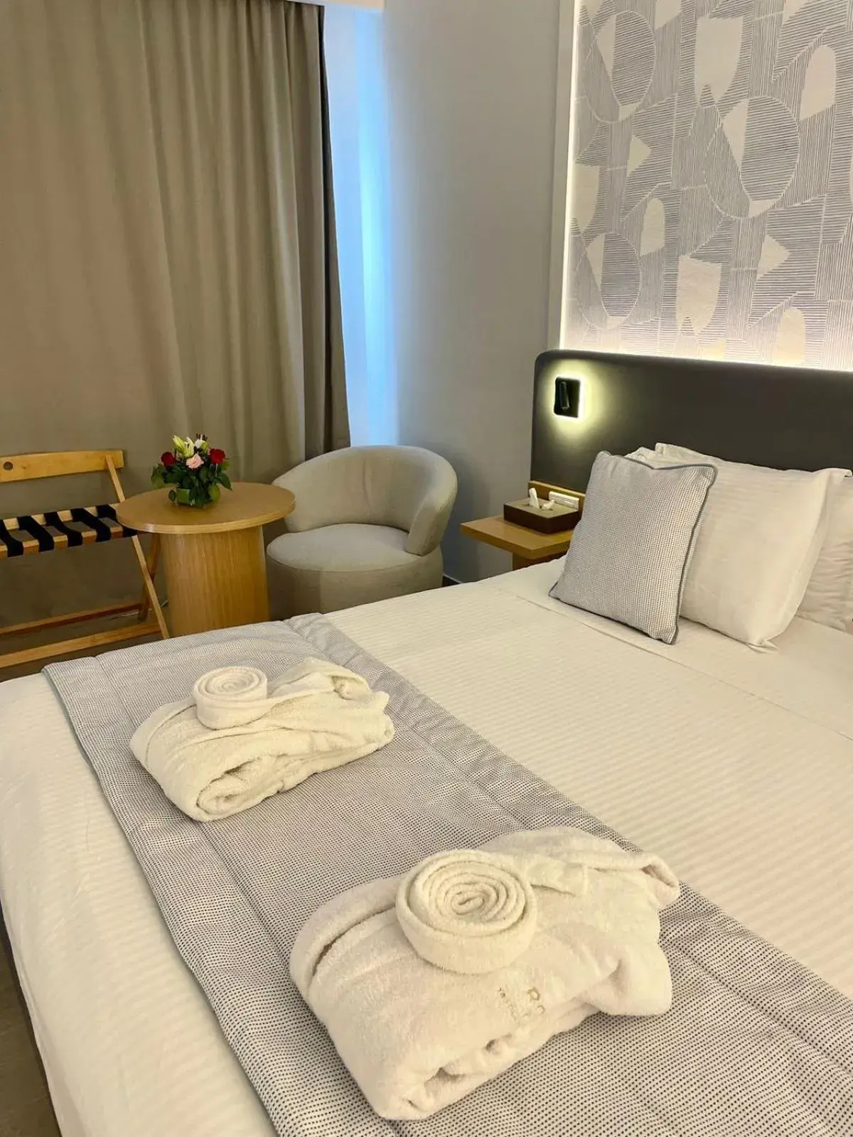 Bed in Golden Tulip Taj Sultan Resort Bed in Golden Tulip Taj Sultan Resort