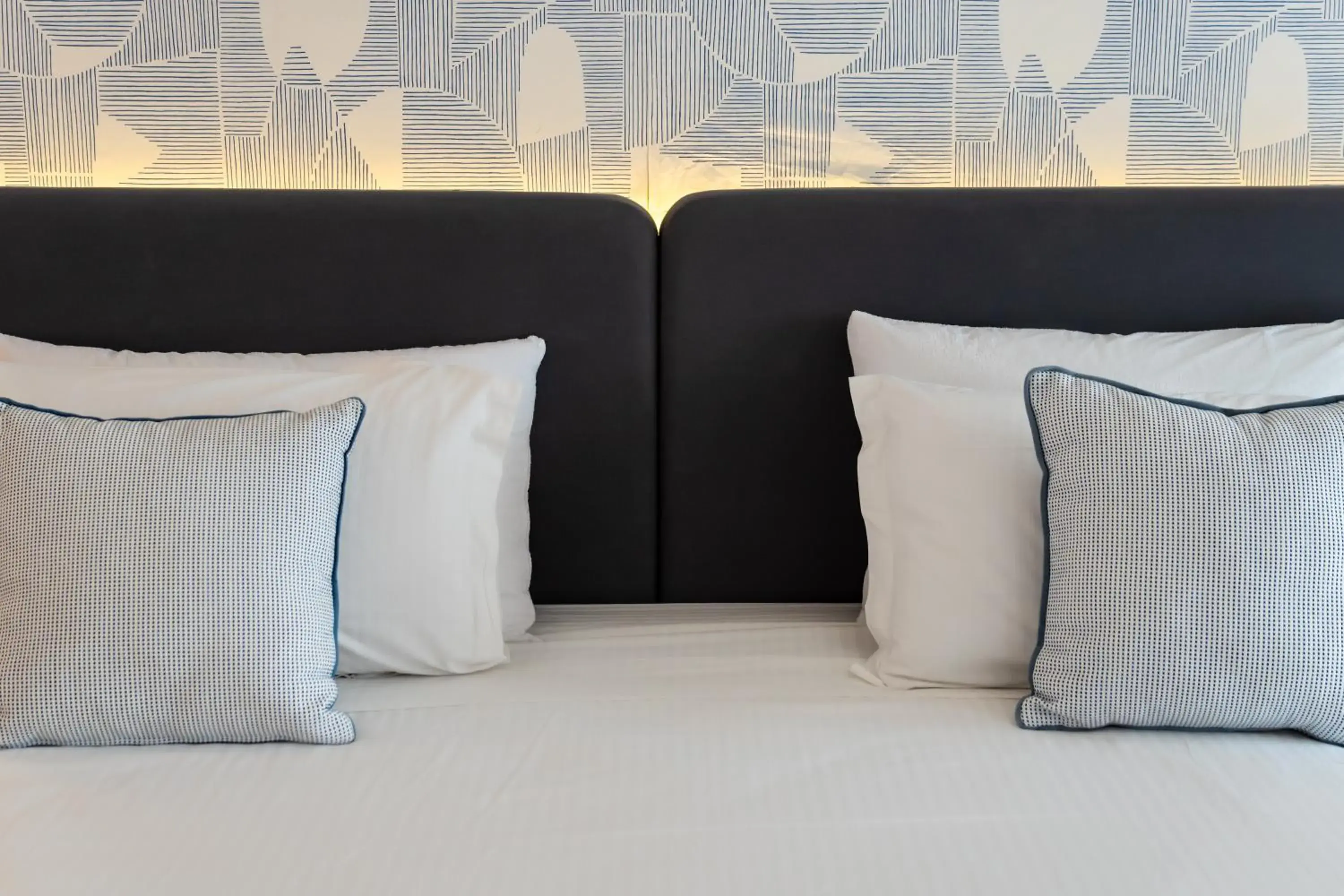 Bed in Golden Tulip Taj Sultan Resort Bed in Golden Tulip Taj Sultan Resort