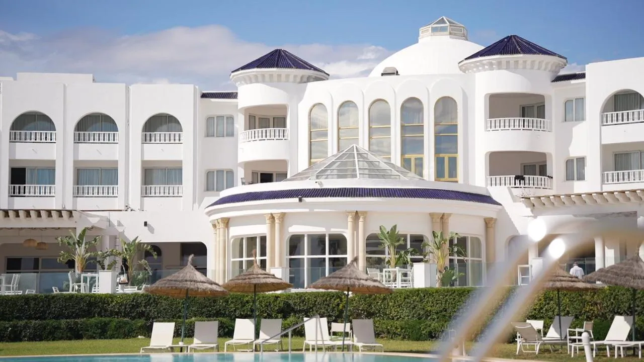 Royal Tulip Taj Sultan