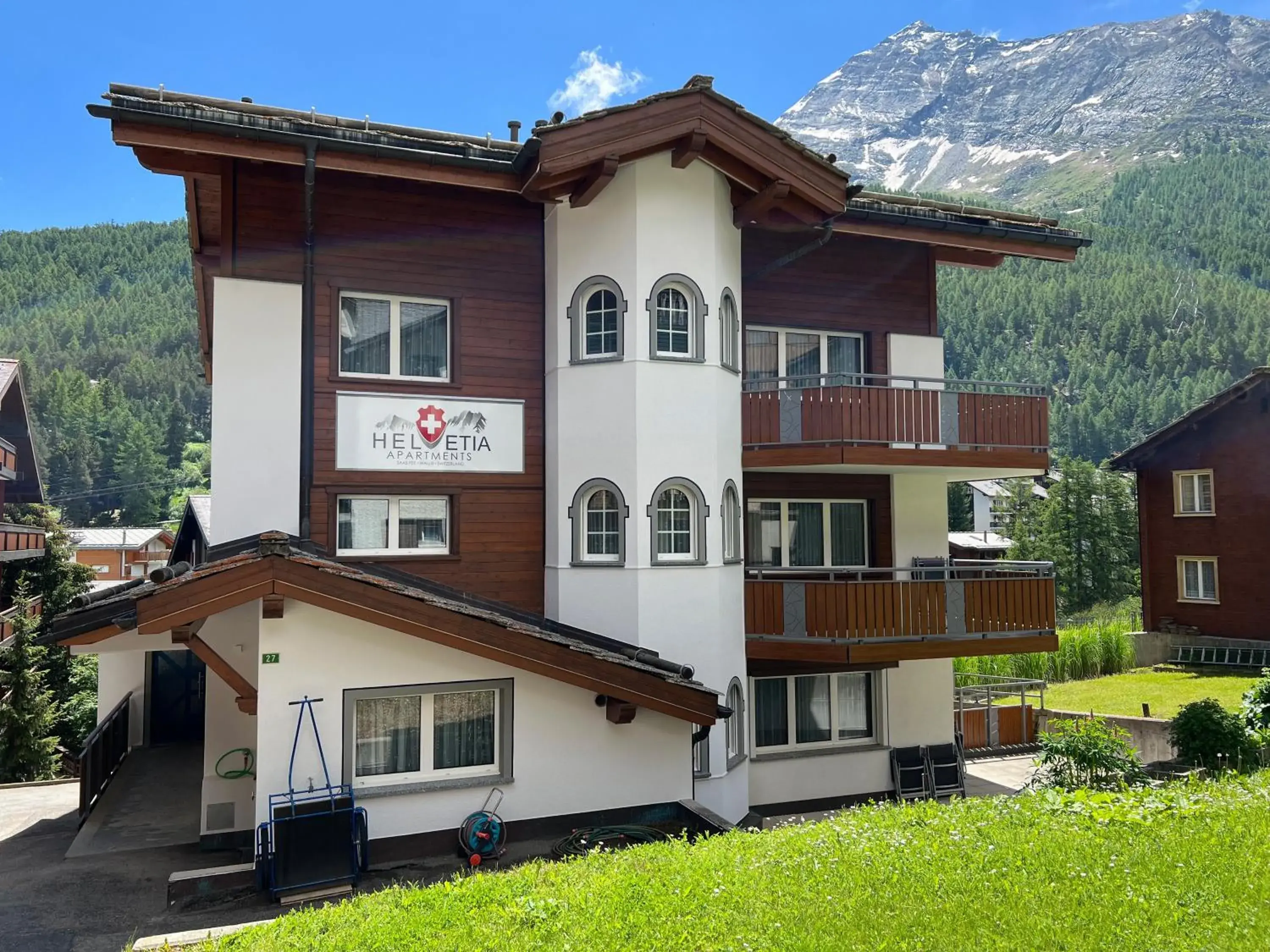 Helvetia Apartments Helvetia Apartments
