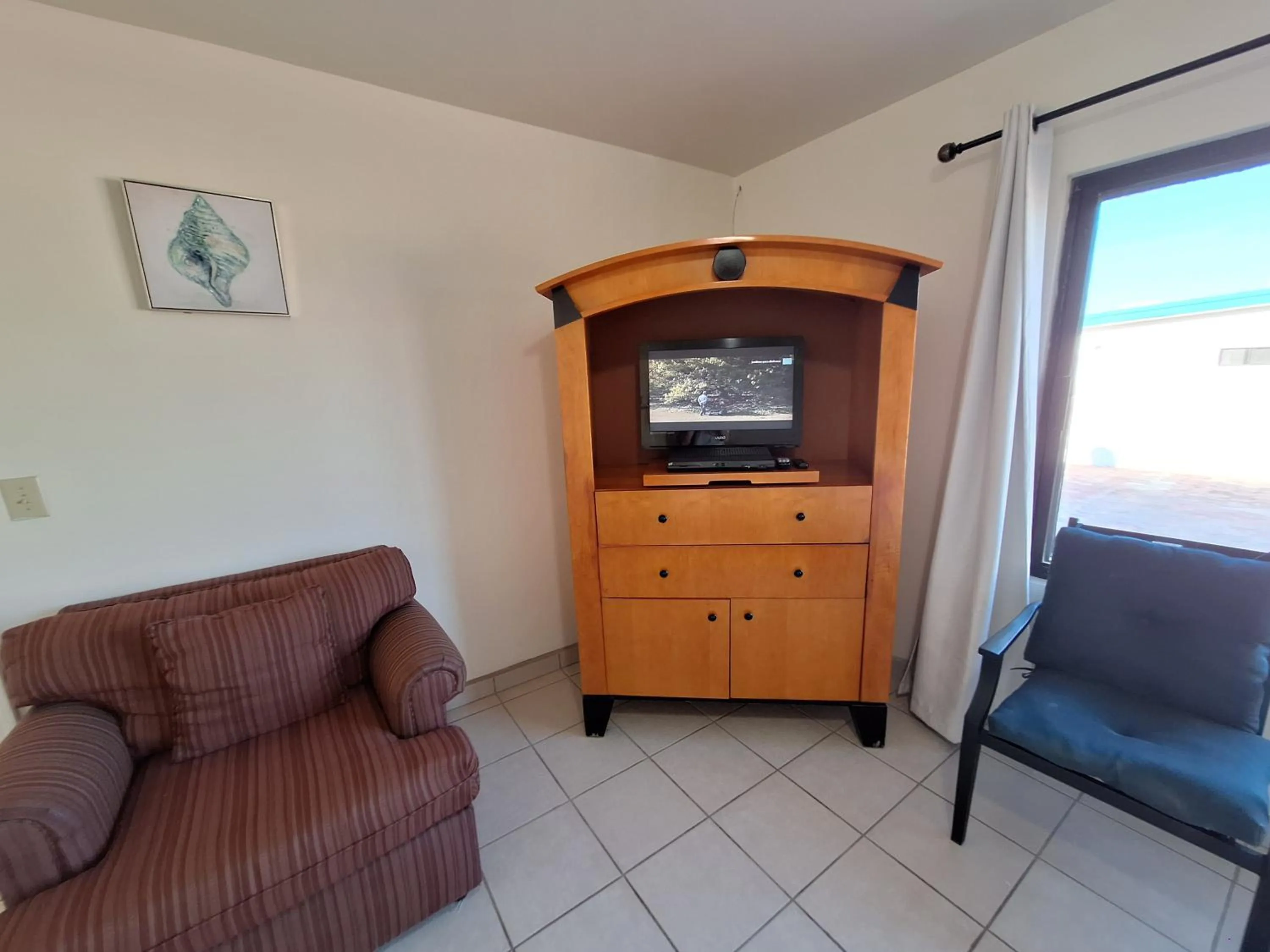 #55 Suite Bungalow Seaside Hotel & Victors RV Park