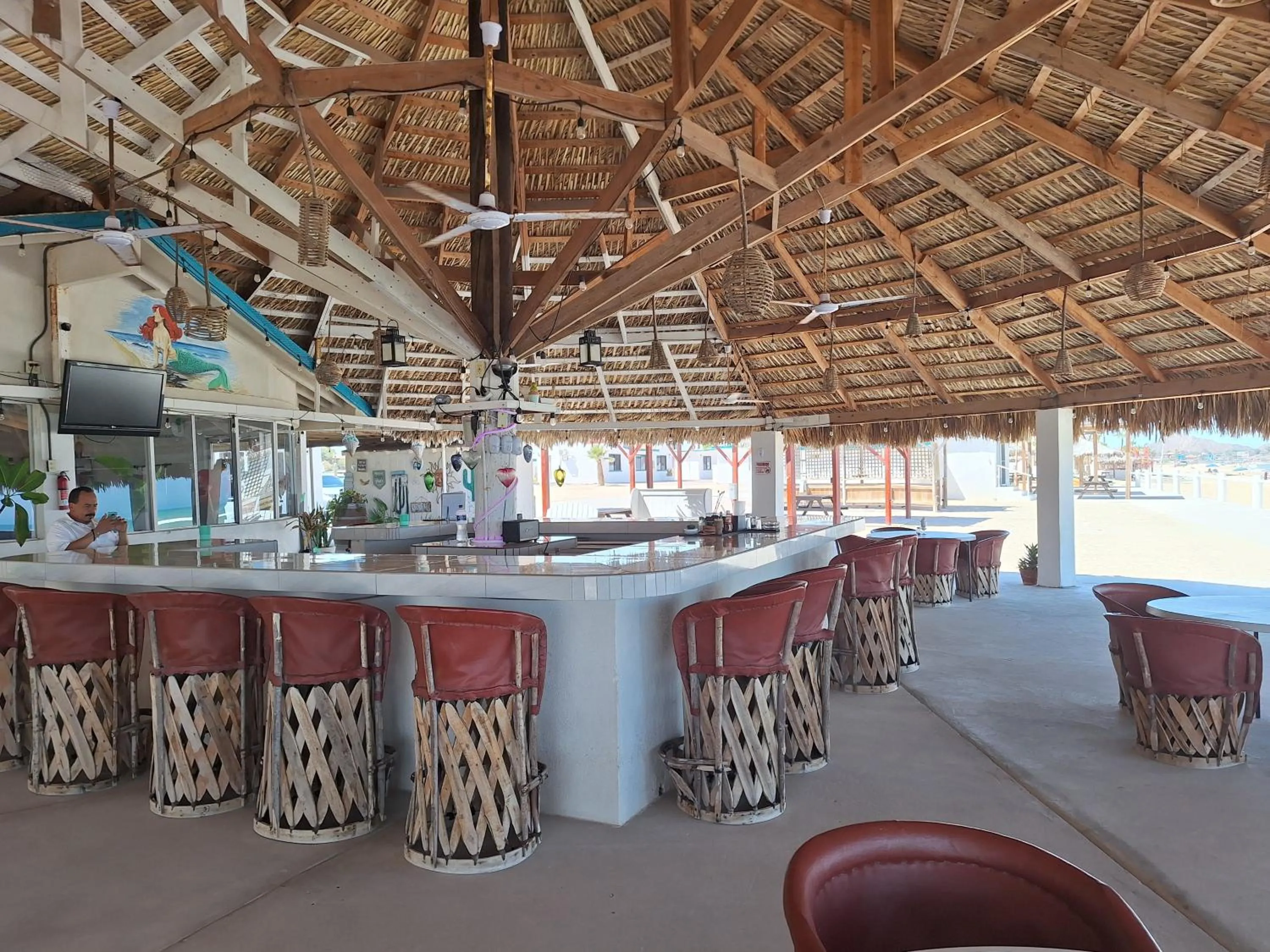 #55 Suite Bungalow Seaside Hotel & Victors RV Park