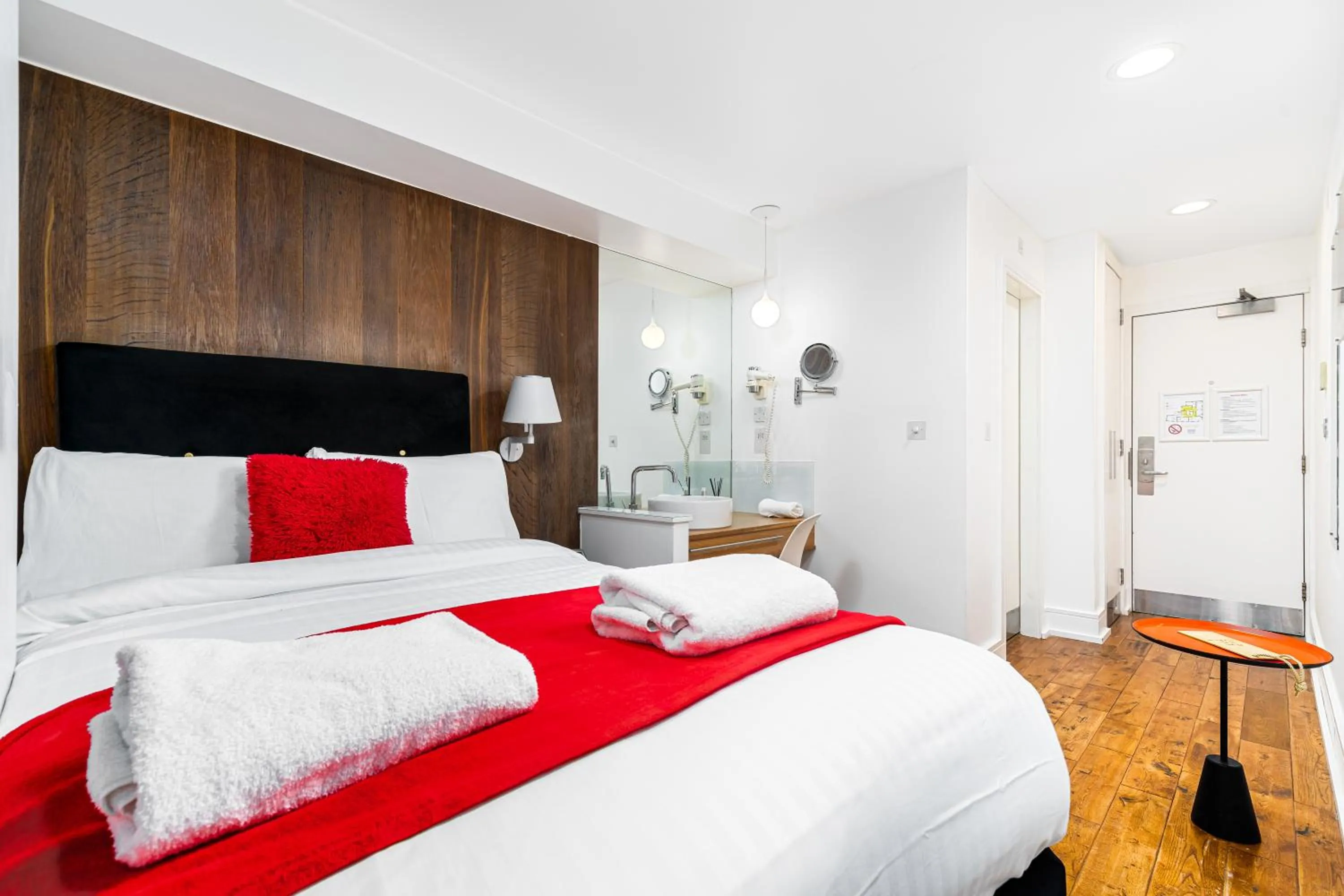 Bed in The Whitechapel