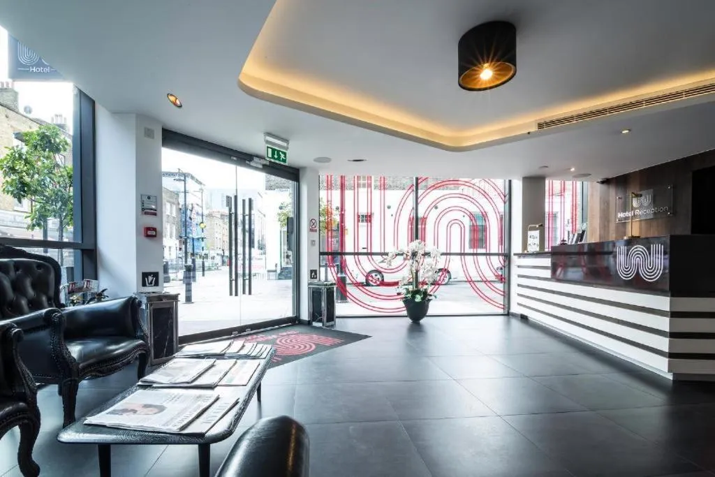 Facade/entrance in The Whitechapel