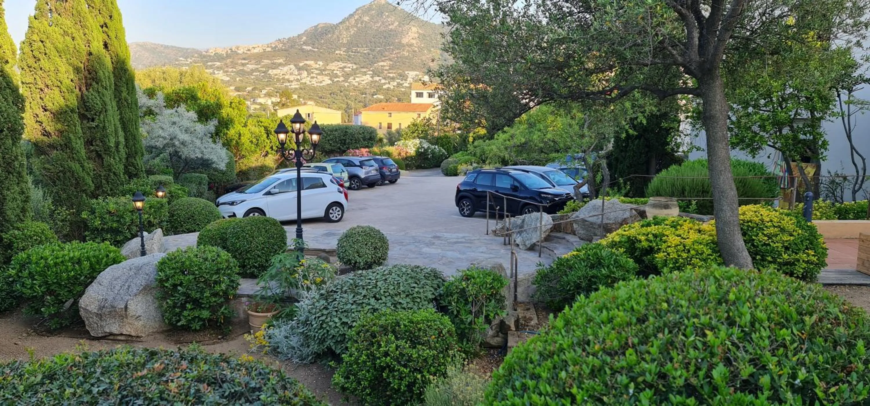Parking in Hotel Cala di l'Oru