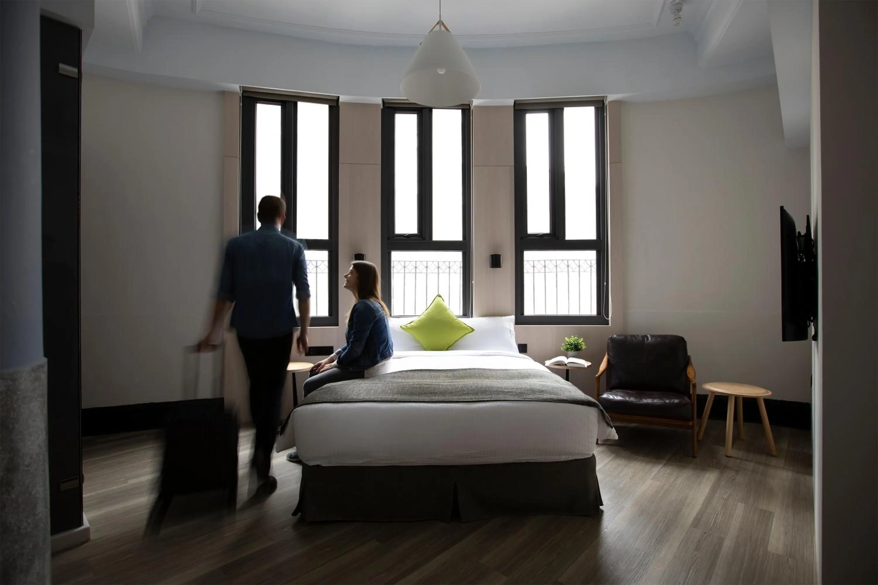 Photo of the whole room, Bed in Meander 1948