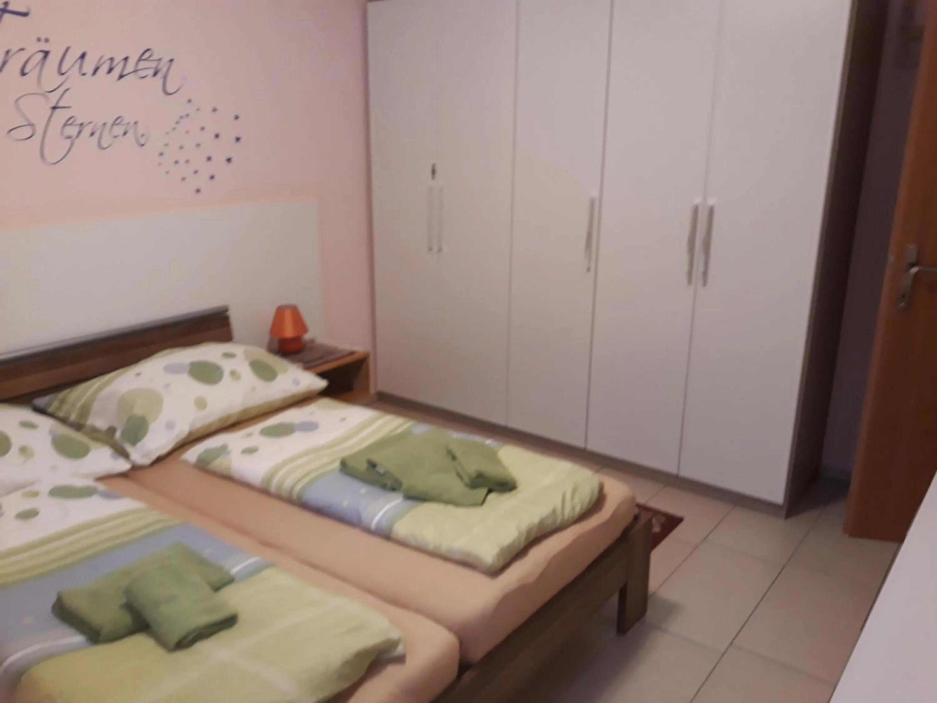 Bed in Landhaus Jasmin - Apartment Untergeschoß