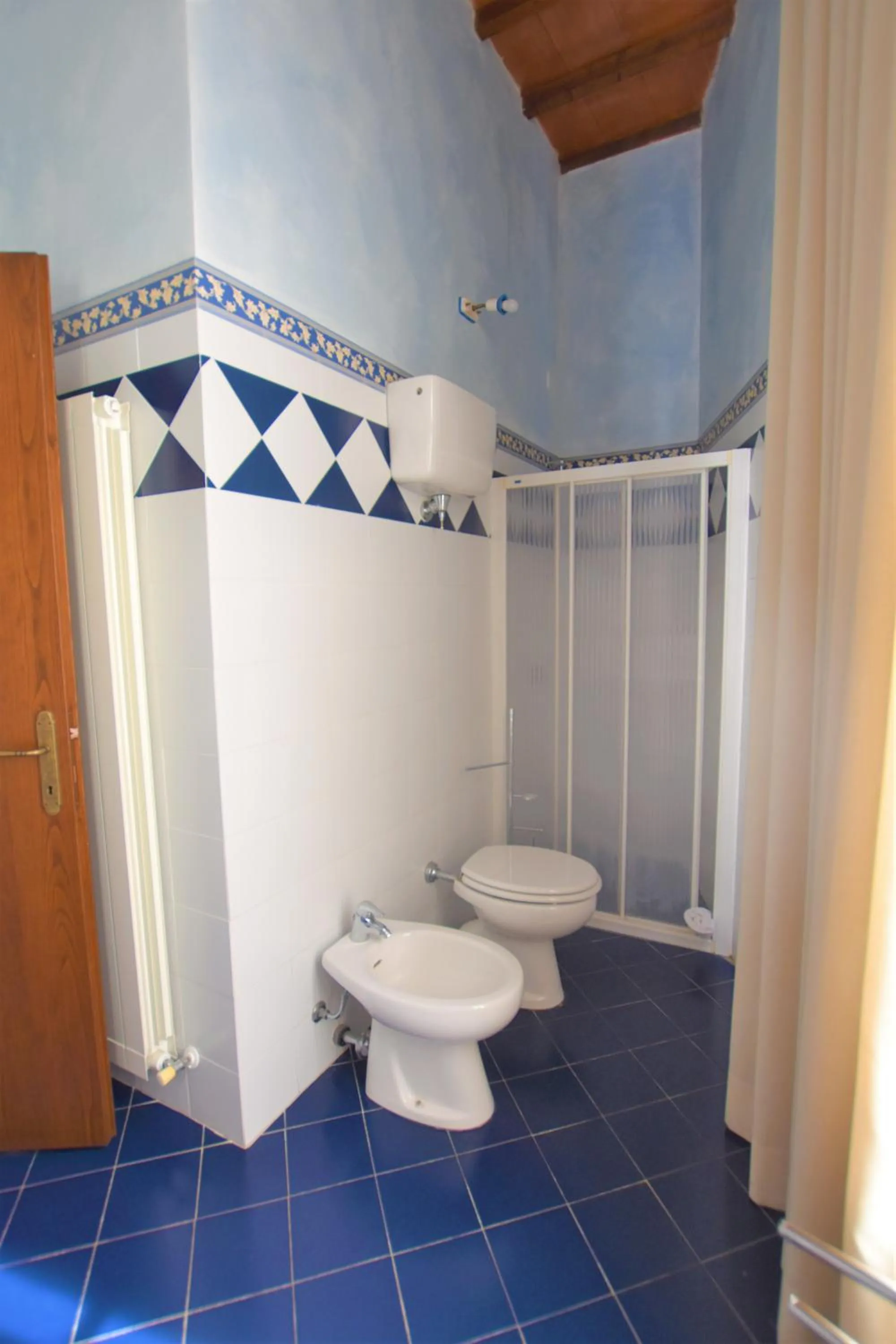 Shower, Bathroom in Residenza Palazzo Saloni