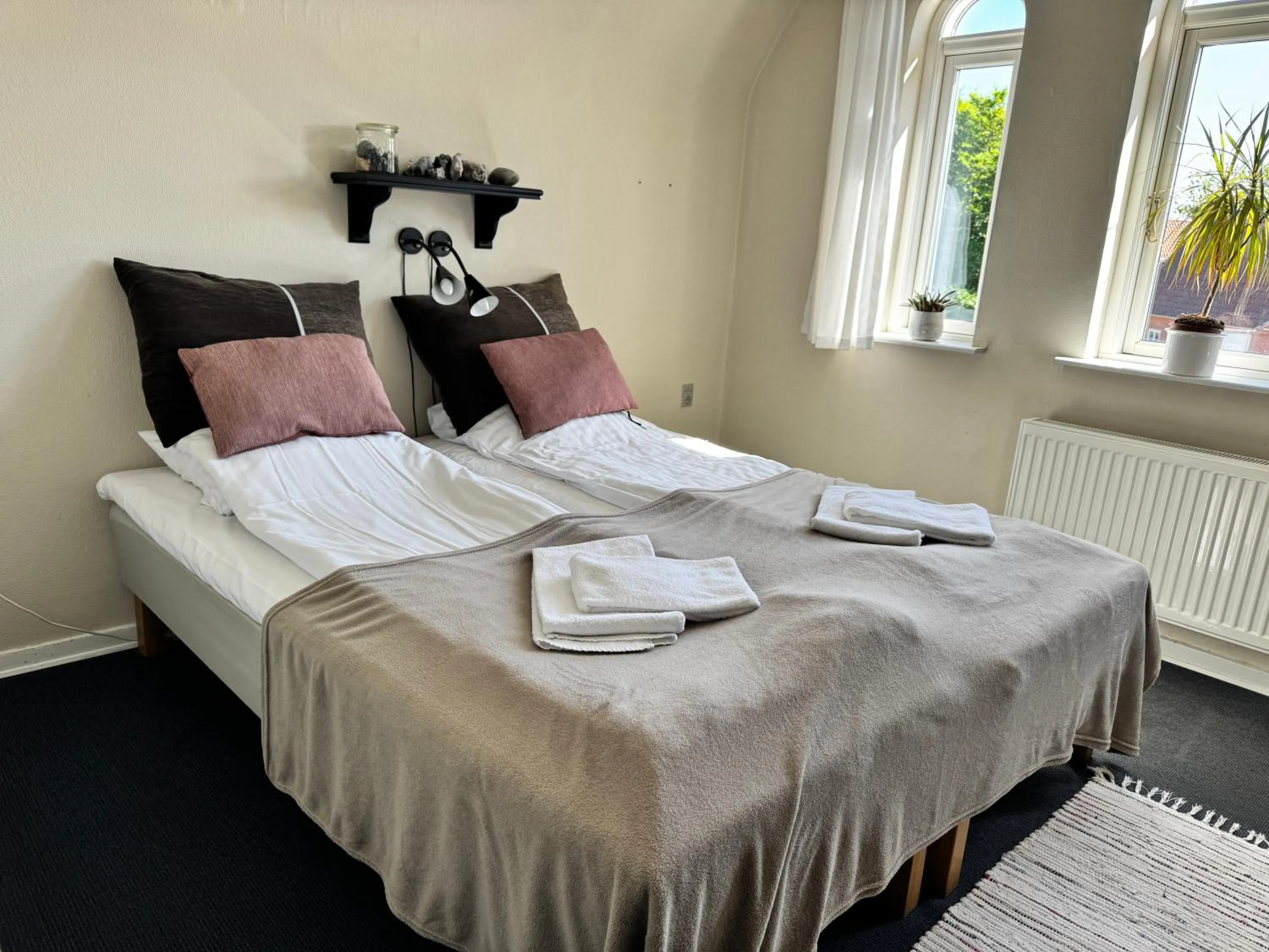 Bed in Gredstedbro Hotel