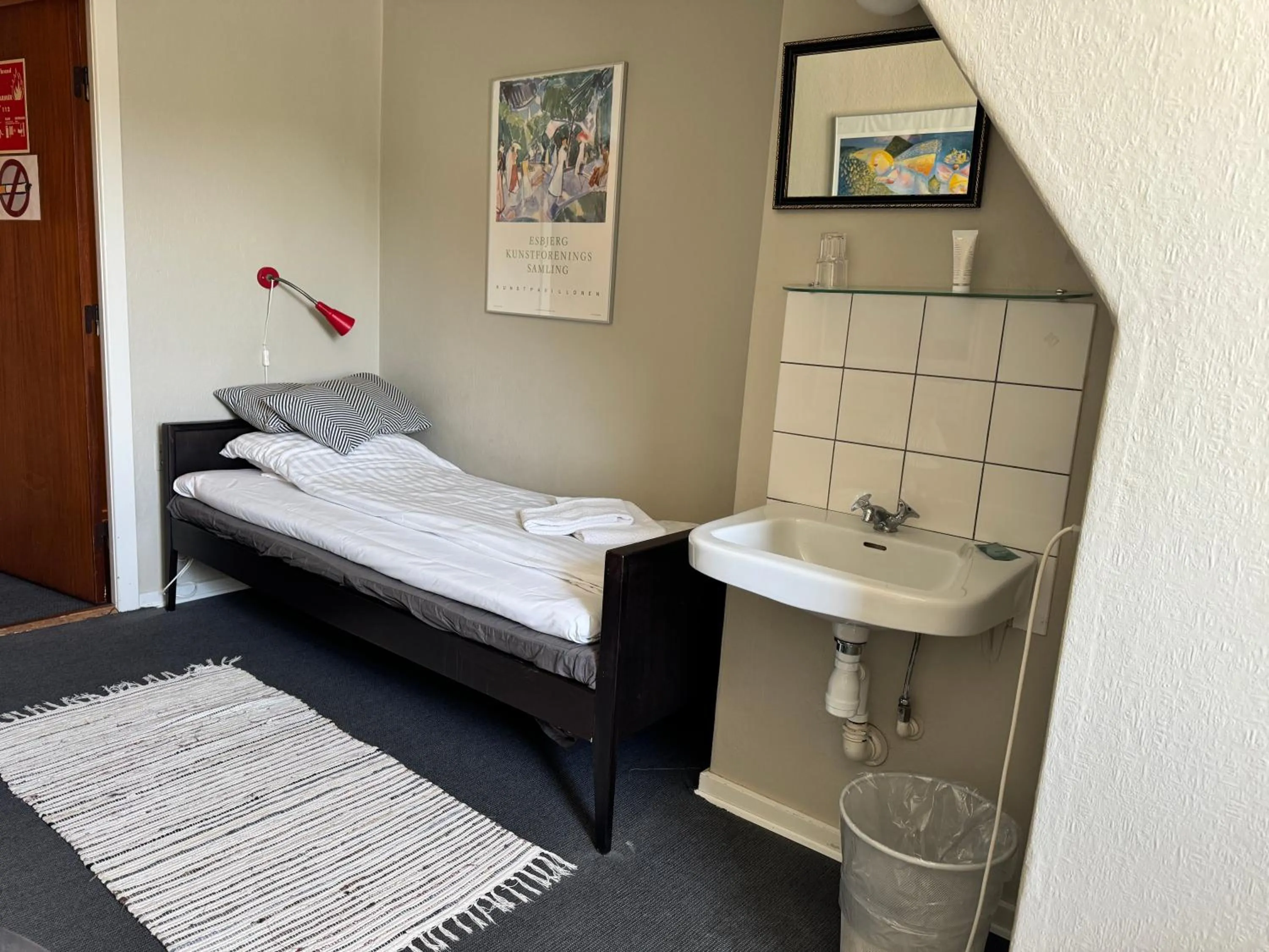 Bed in Gredstedbro Hotel