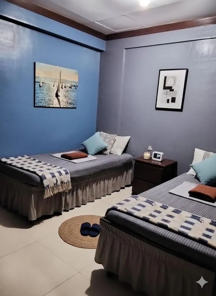 Bed in Connecting Flight Mactan Cebu Hostel