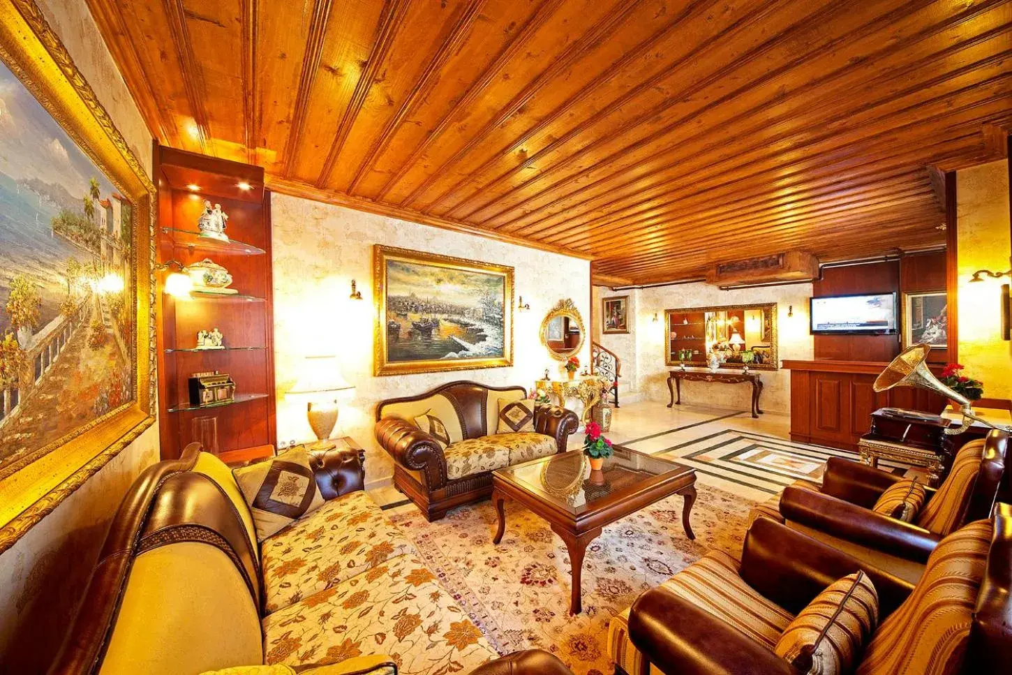 Lobby or reception in Dilhayat Kalfa Hotel Lobby or reception in Dilhayat Kalfa Hotel