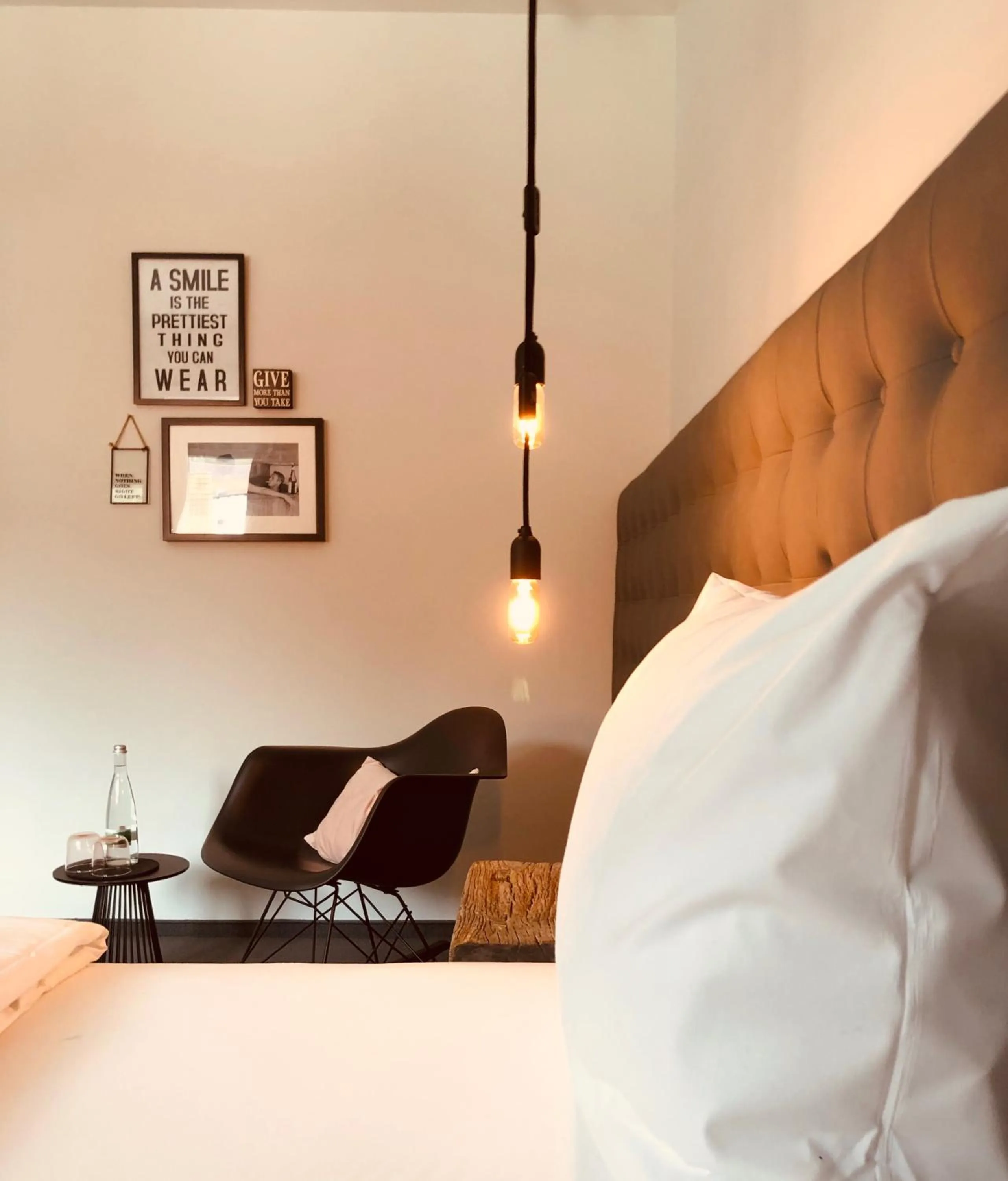 Decorative detail, Bed in Der Grüne Baum