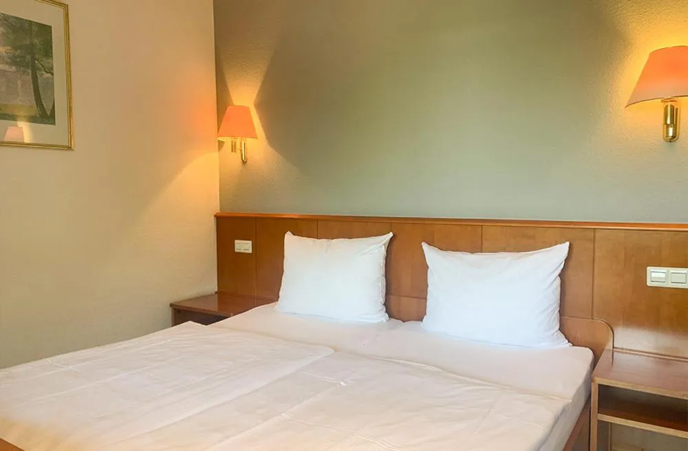 Photo of the whole room, Bed in Der Grüne Baum