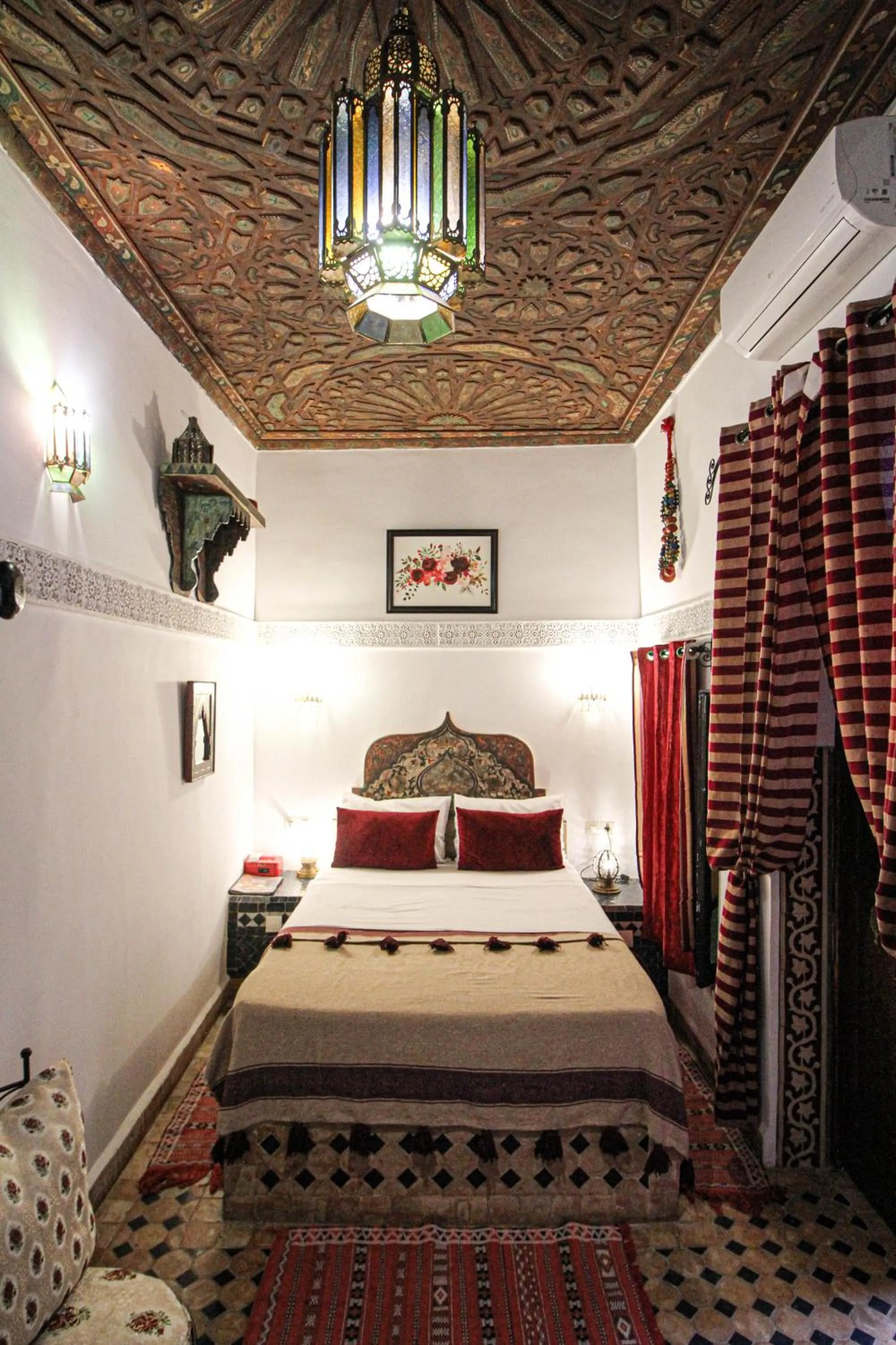 Bed in Dar Lantana