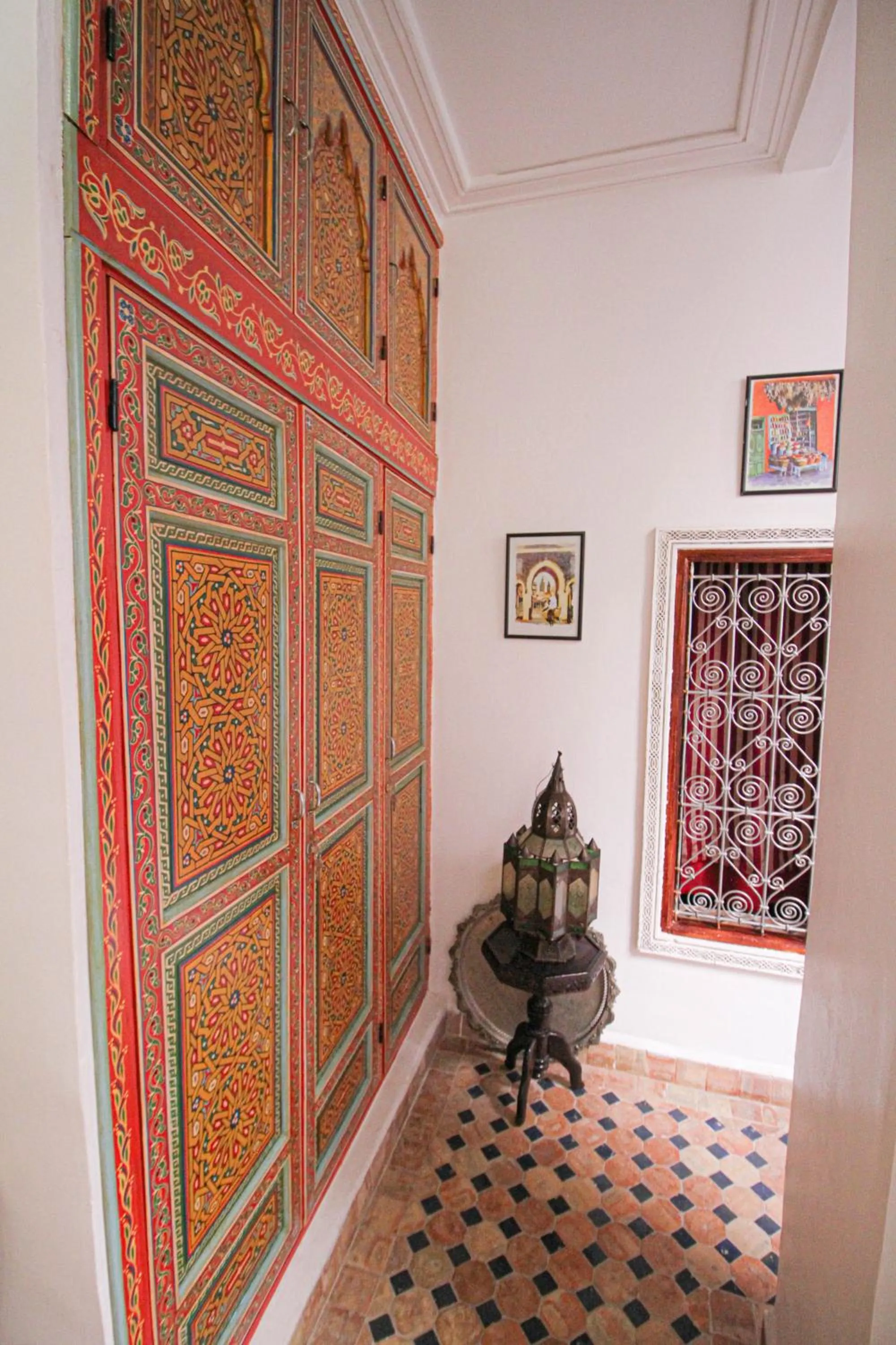 Decorative detail in Dar Lantana