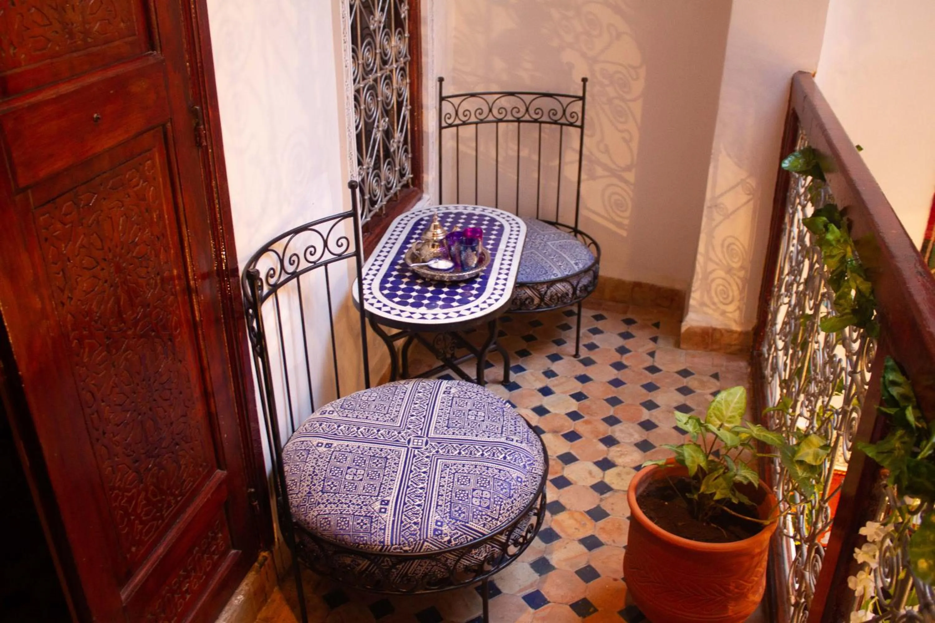 Property building in Dar Lantana