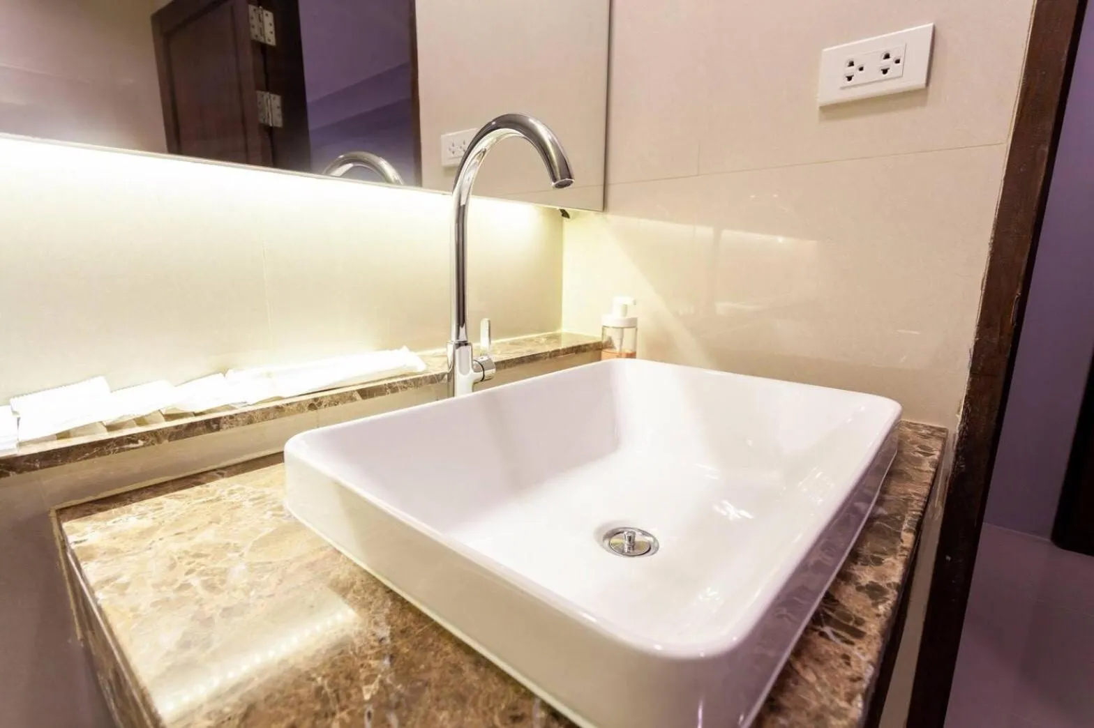 VST Residence -SHA PLUS Certified