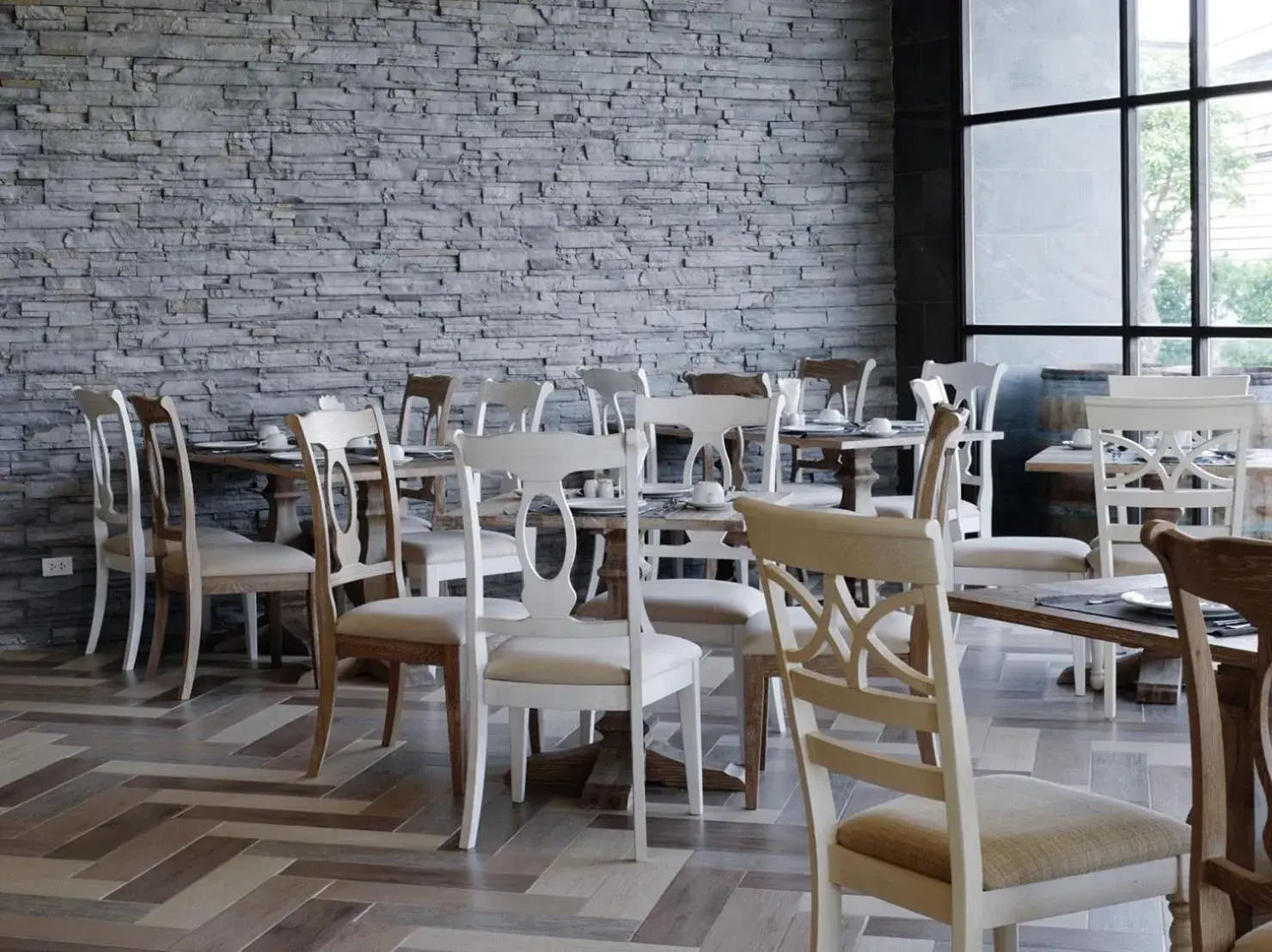 Restaurant/places to eat in VST Residence -SHA PLUS Certified Restaurant/places to eat in VST Residence -SHA PLUS Certified