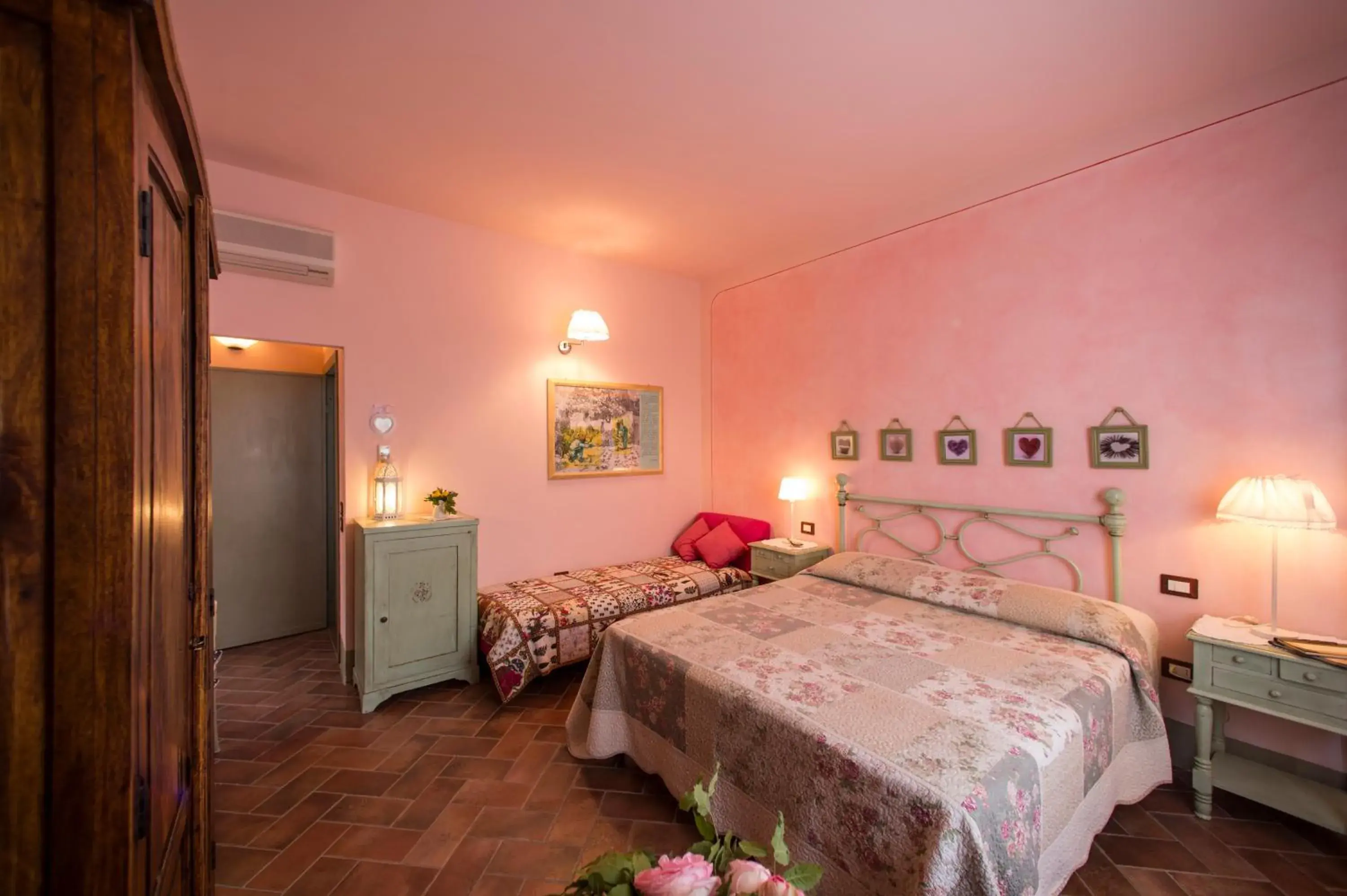 Queen Room in Hotel Annita Queen Room in Hotel Annita