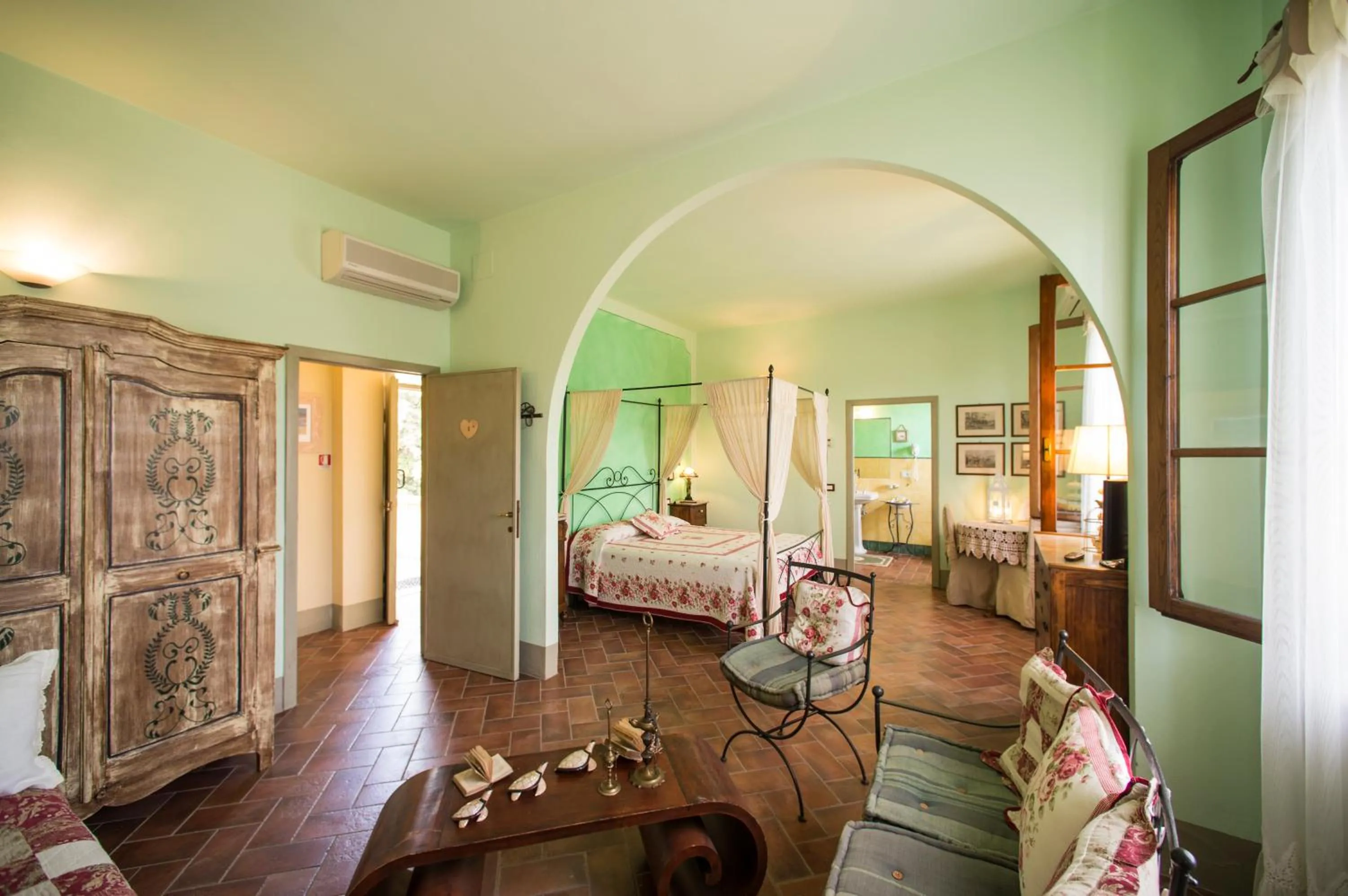 Junior Suite with Garden View in Hotel Annita