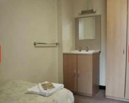 Bed in LSE Rosebery Hall