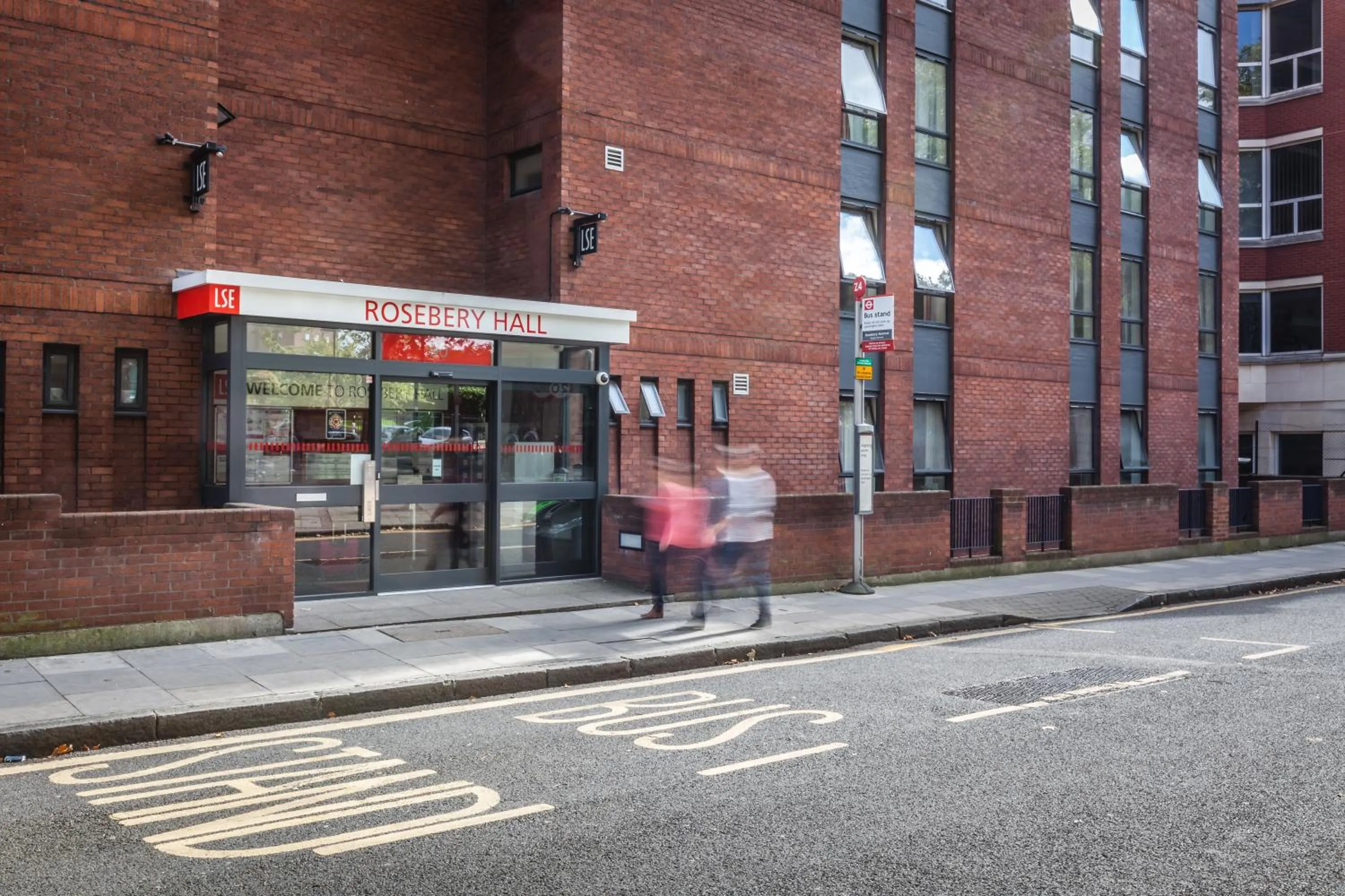 Facade/entrance in LSE Rosebery Hall