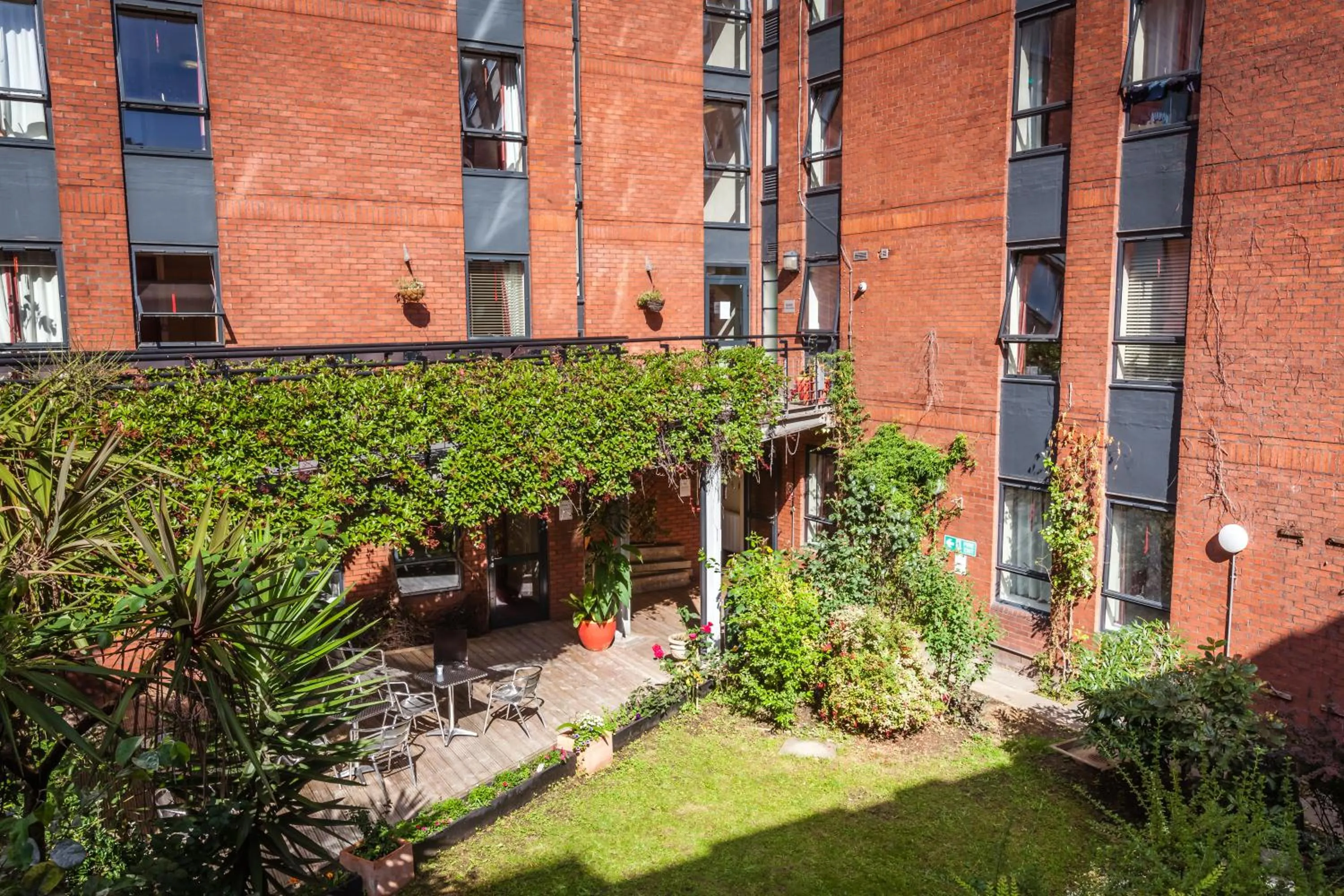 Garden in LSE Rosebery Hall