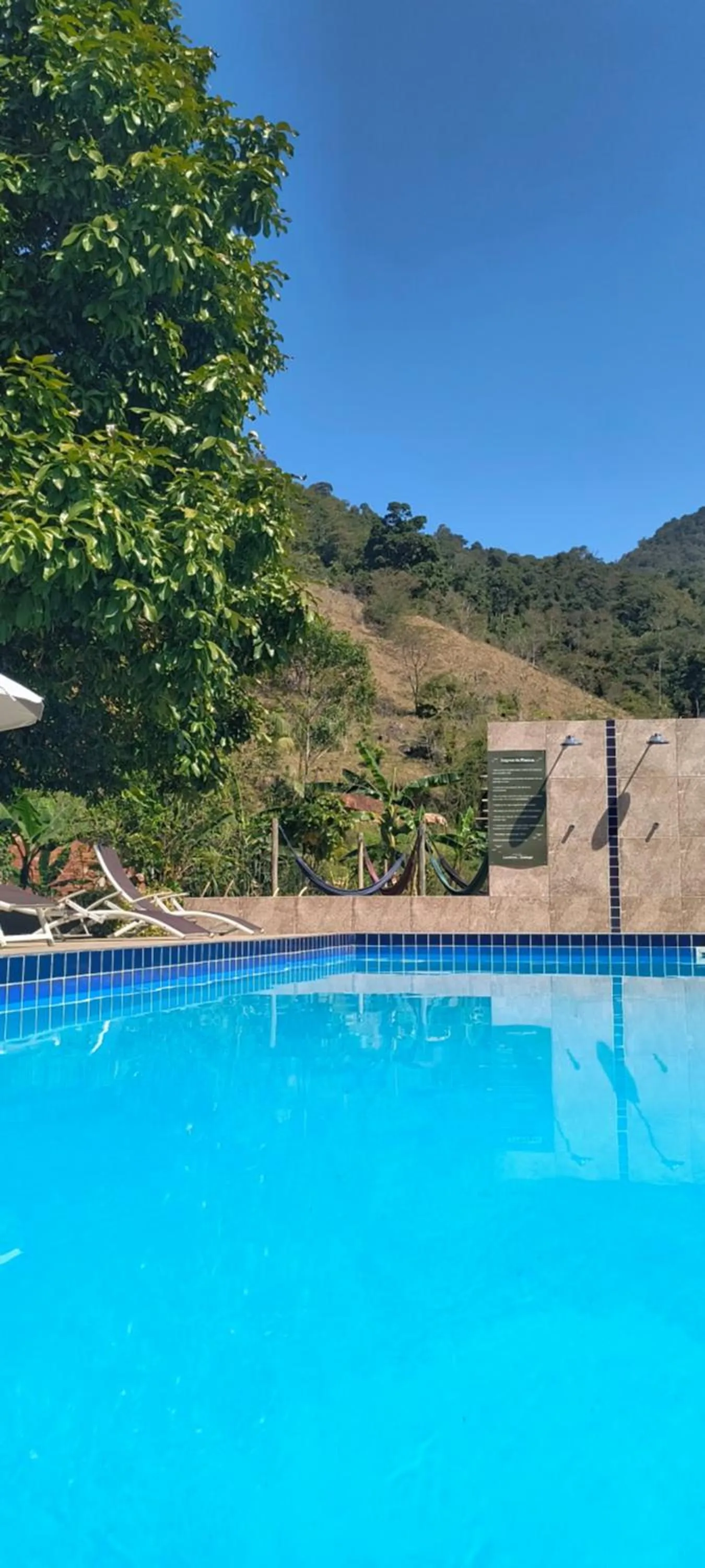 Swimming pool in Pousada Cantinho do Sossego localizada do lado Norte de Paraty próxima as Praias de Sao Gonçalo São Gonçalinho Aldeia dos Pataxós Cachoeira do Crepusculo Ilha do Pelad e muito mais