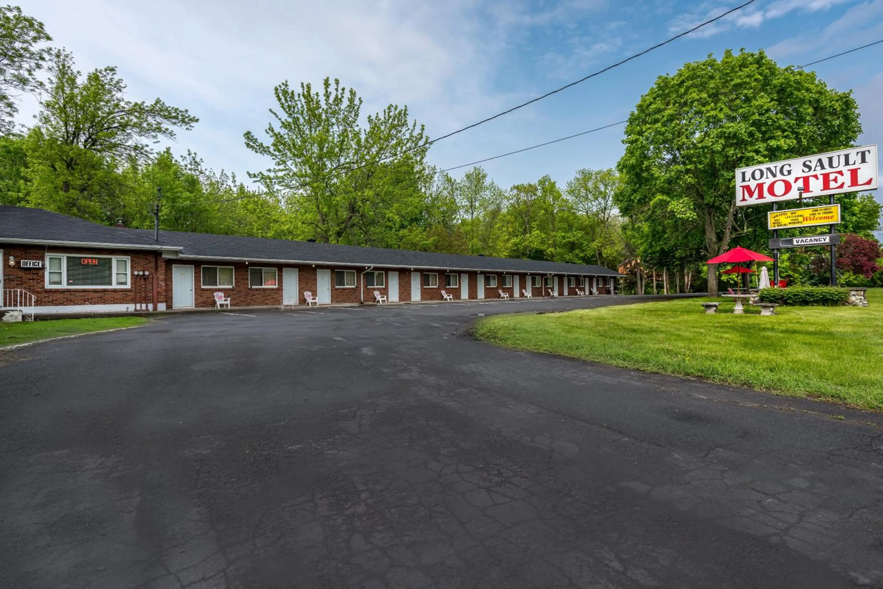 Property logo or sign in Long Sault Motel