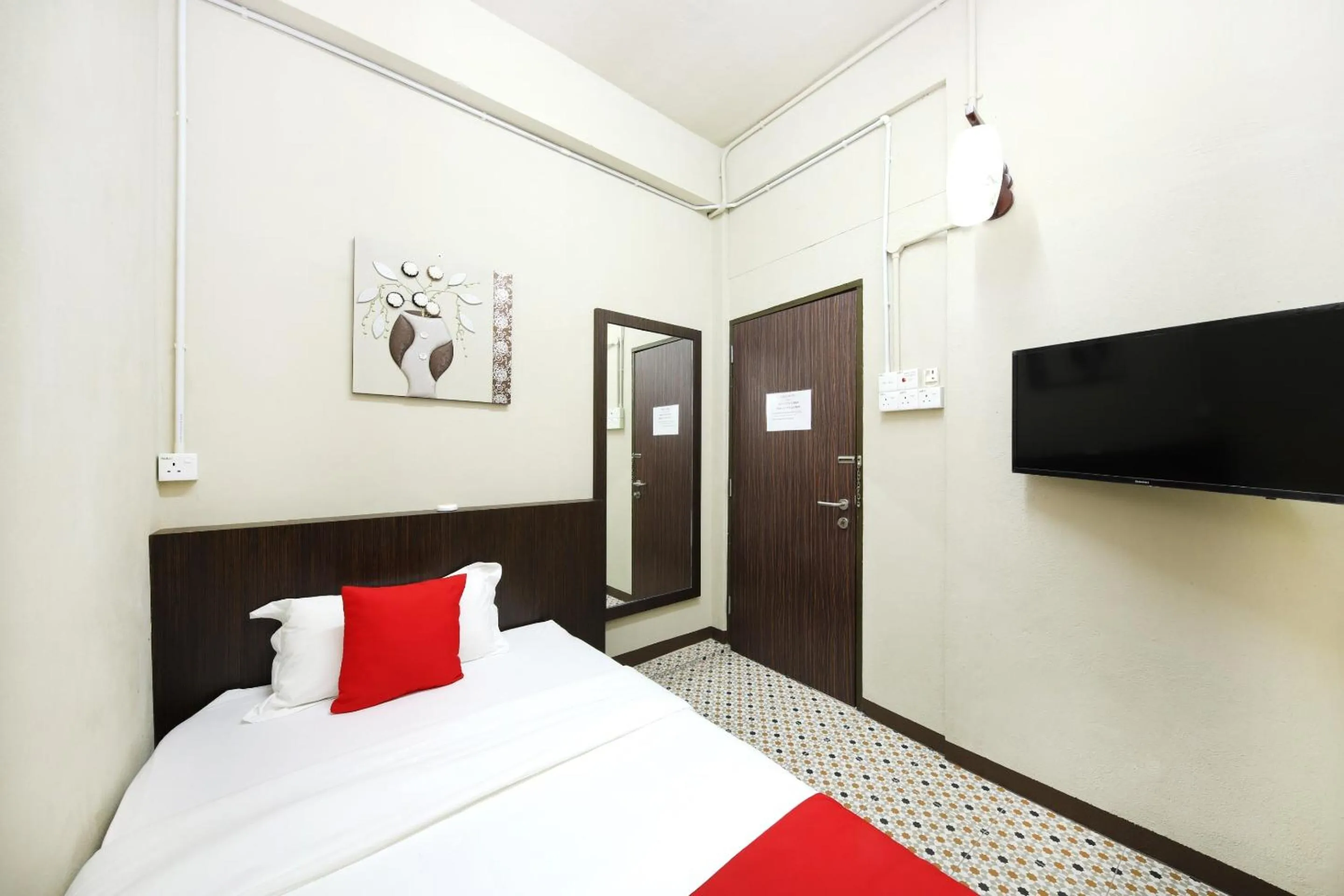 Bedroom, Bed in OYO 507 Aikka Hotel