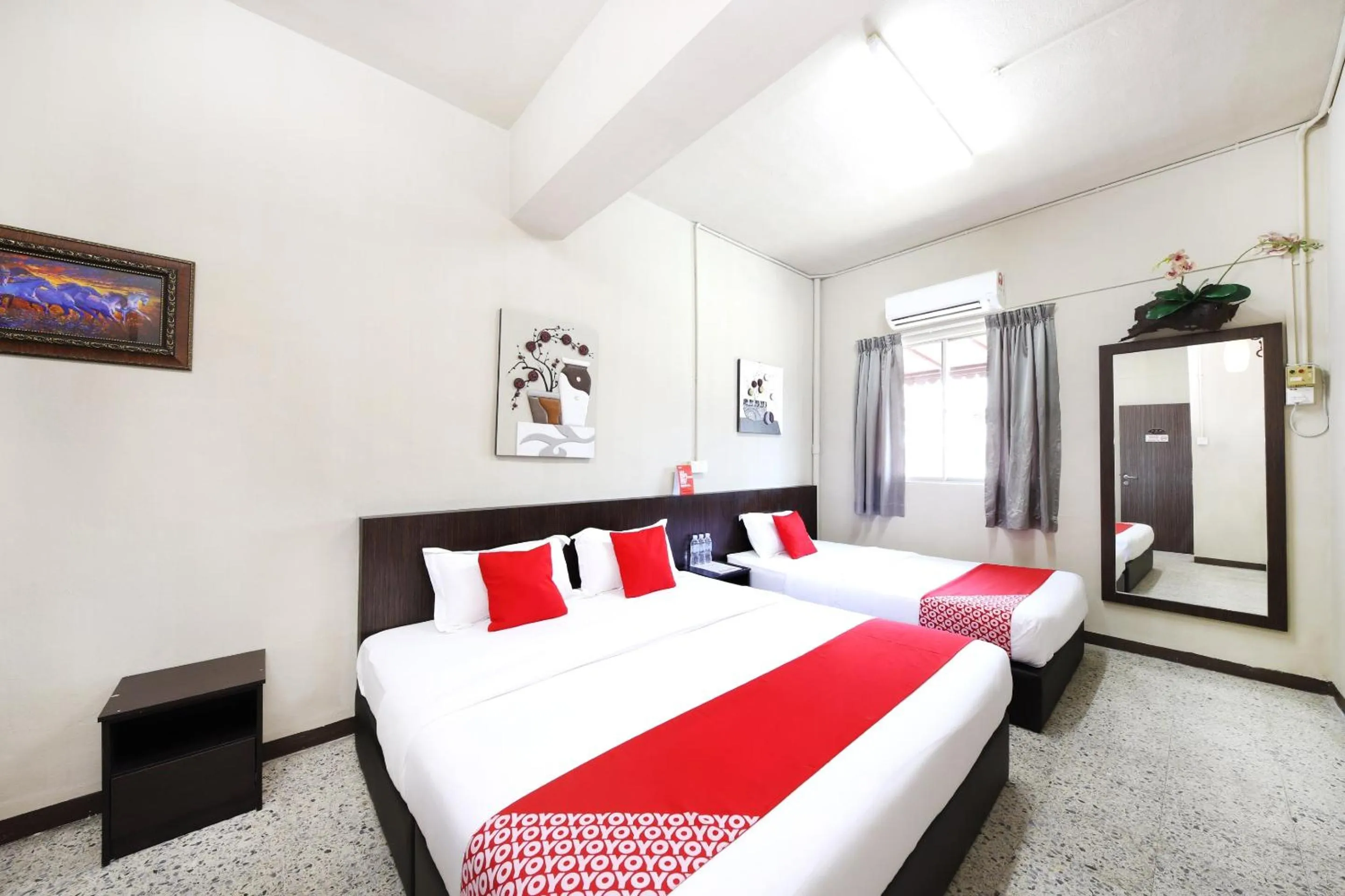 Bedroom, Bed in OYO 507 Aikka Hotel