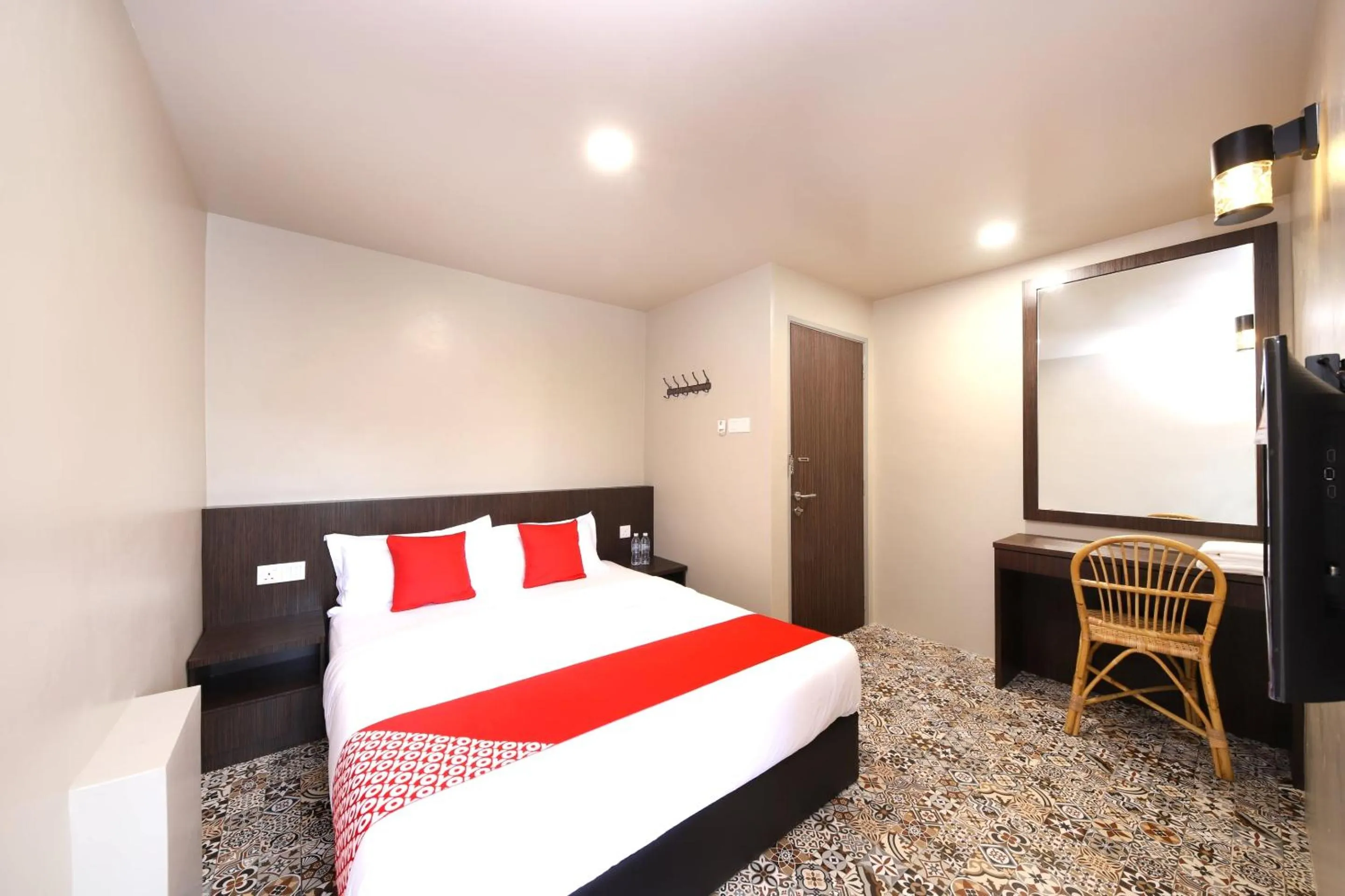 Bedroom, Bed in OYO 507 Aikka Hotel