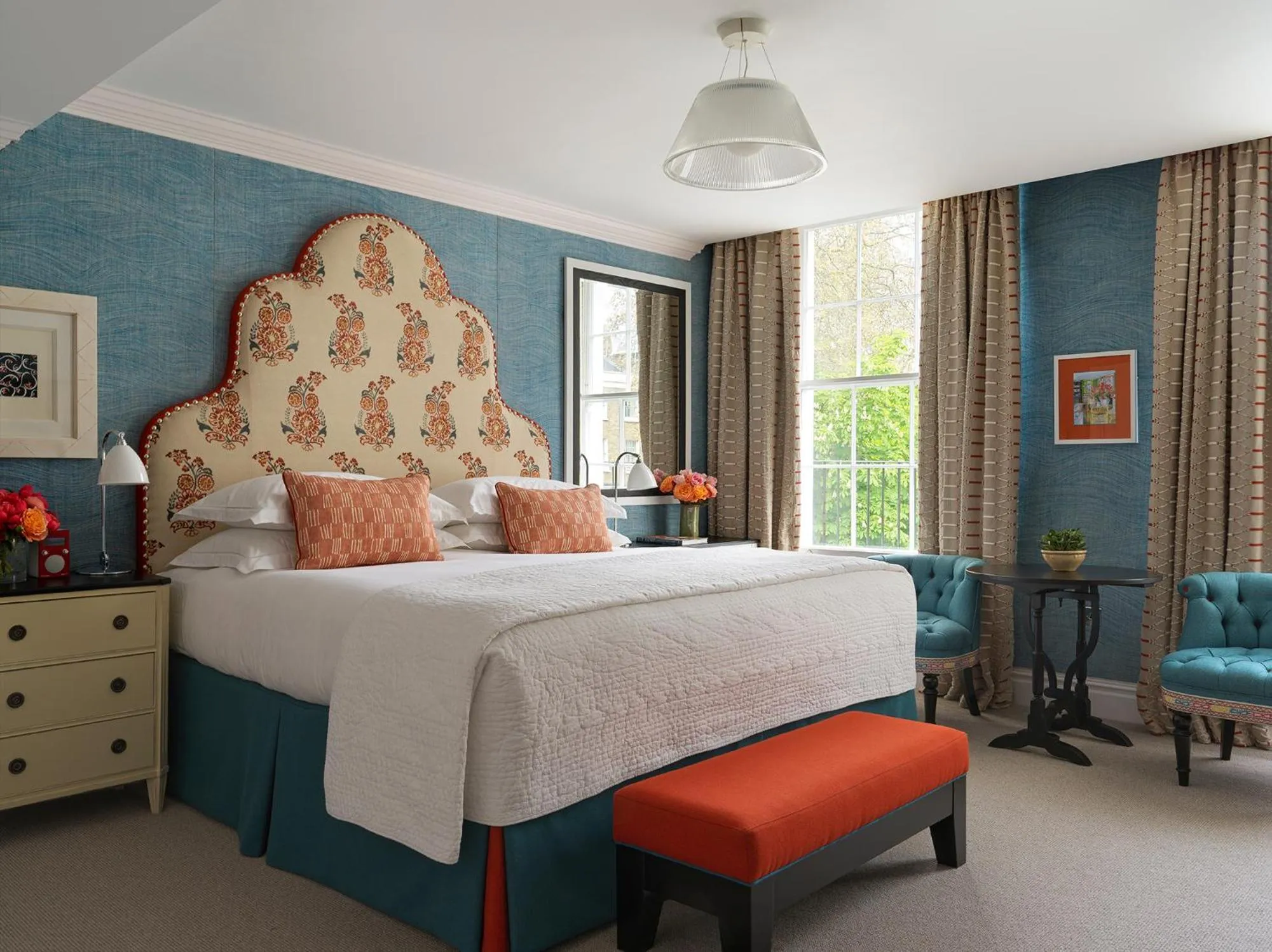 Bedroom, Bed in Dorset Square Hotel, Firmdale Hotels